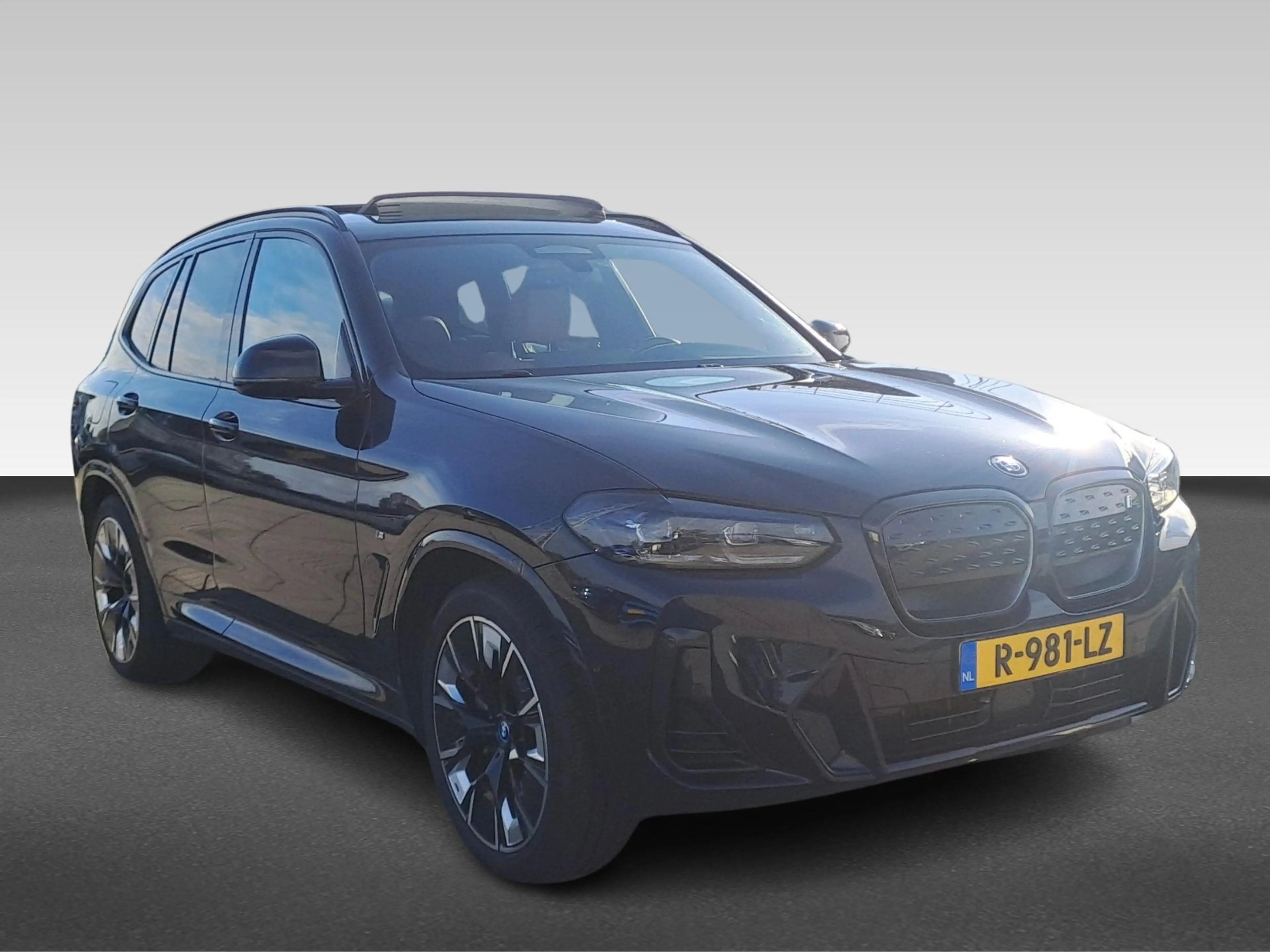 BMW iX3 Executive M-Sport Automaat 80 kWh — photo 4