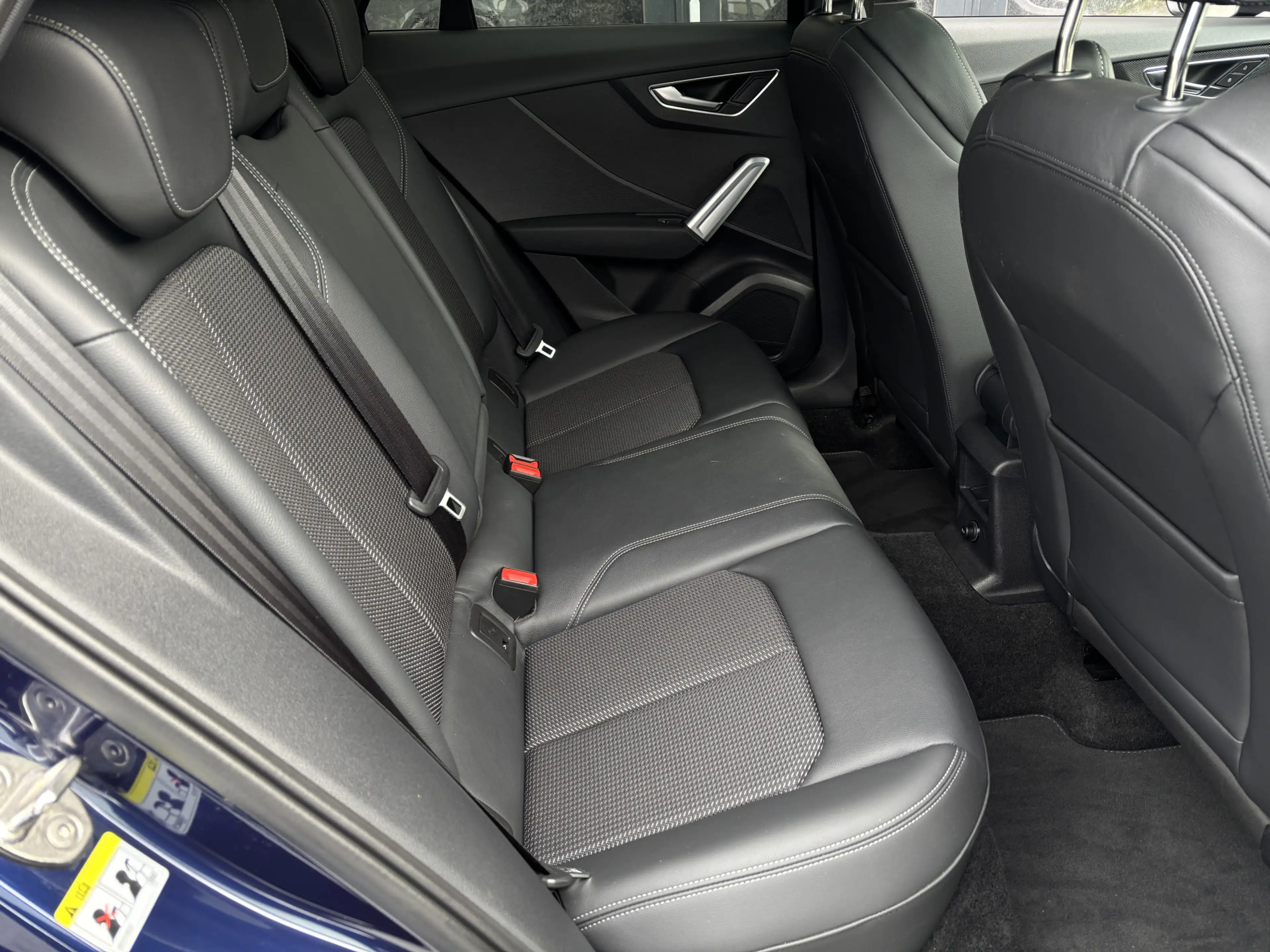 Audi Q2 35 TFSI S-Line Pano Navarra blauw — photo 14