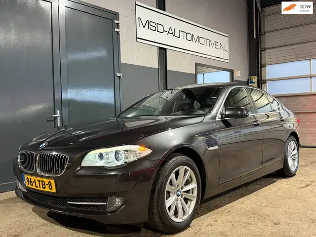 BMW 528 5-serie 528i High Executive Head Up Open Dak Leer