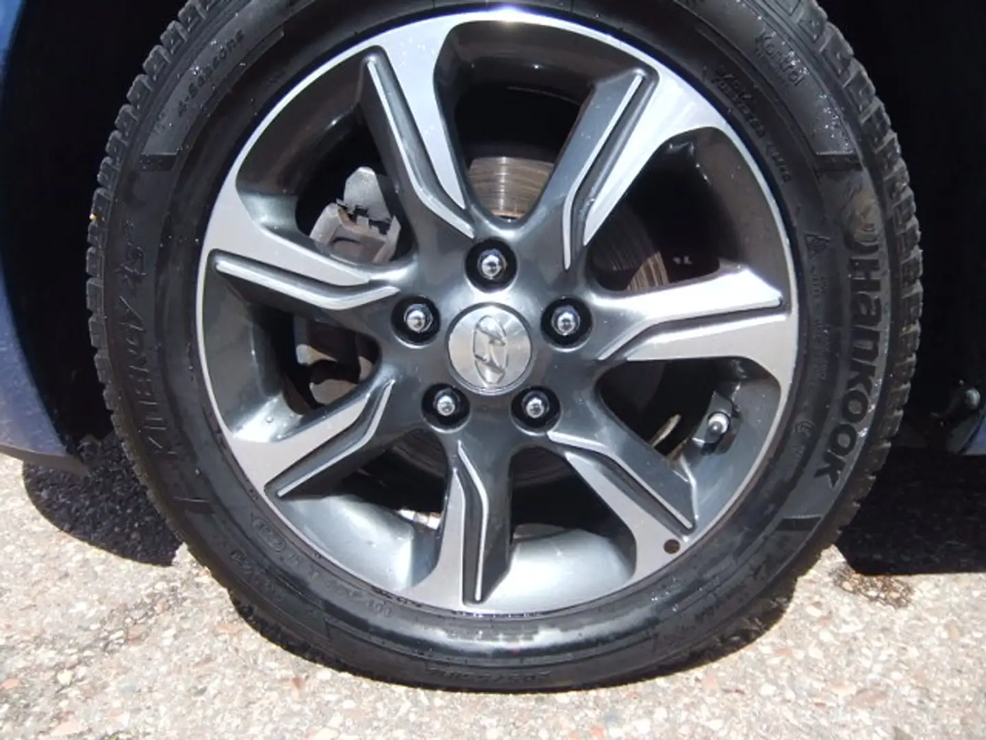 Hyundai iX20 1.6 CRDi blue Classic Blau - 2
