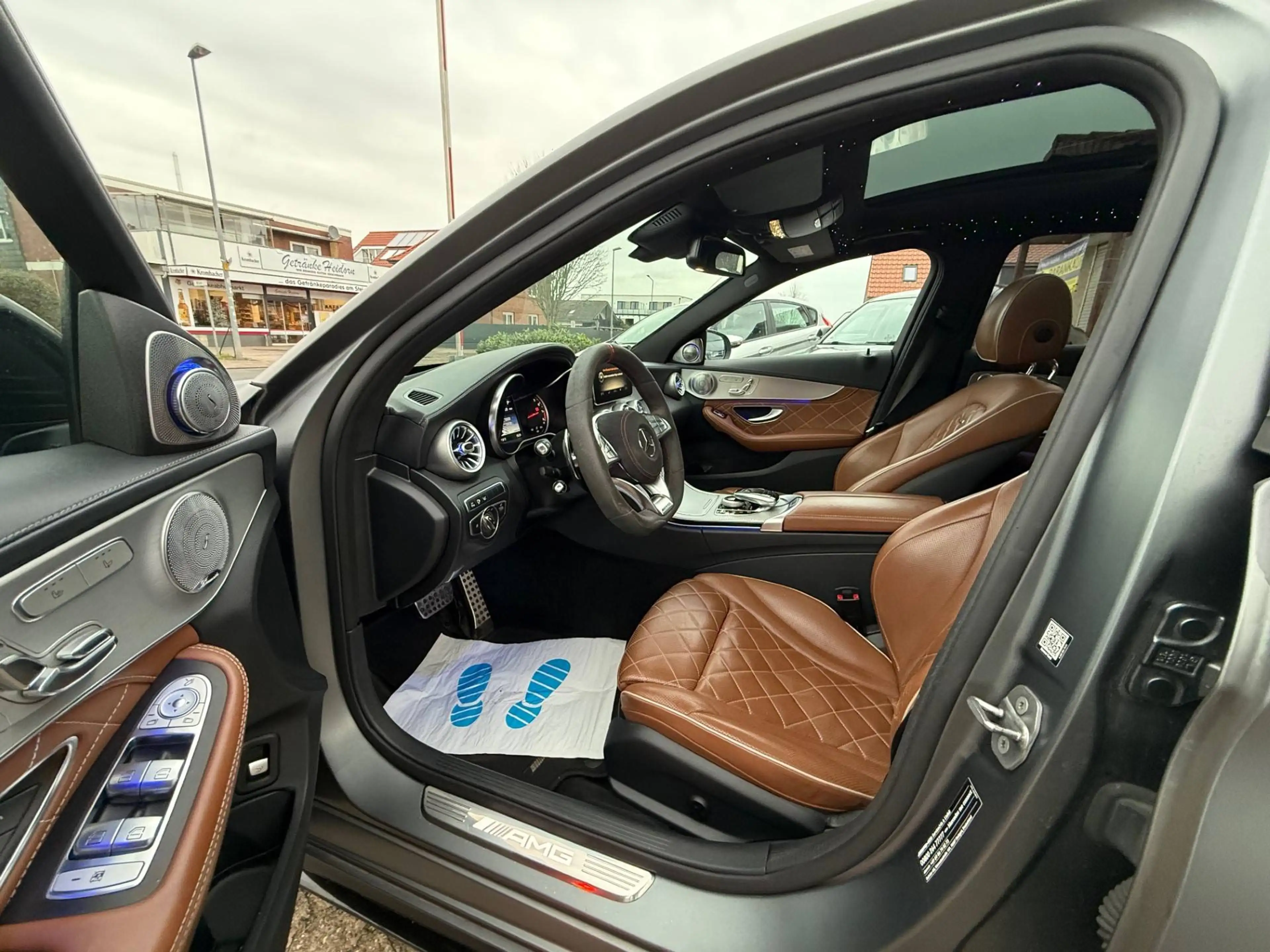 Mercedes-Benz C 63 AMG C 63 S AMG (205.087) — photo 11