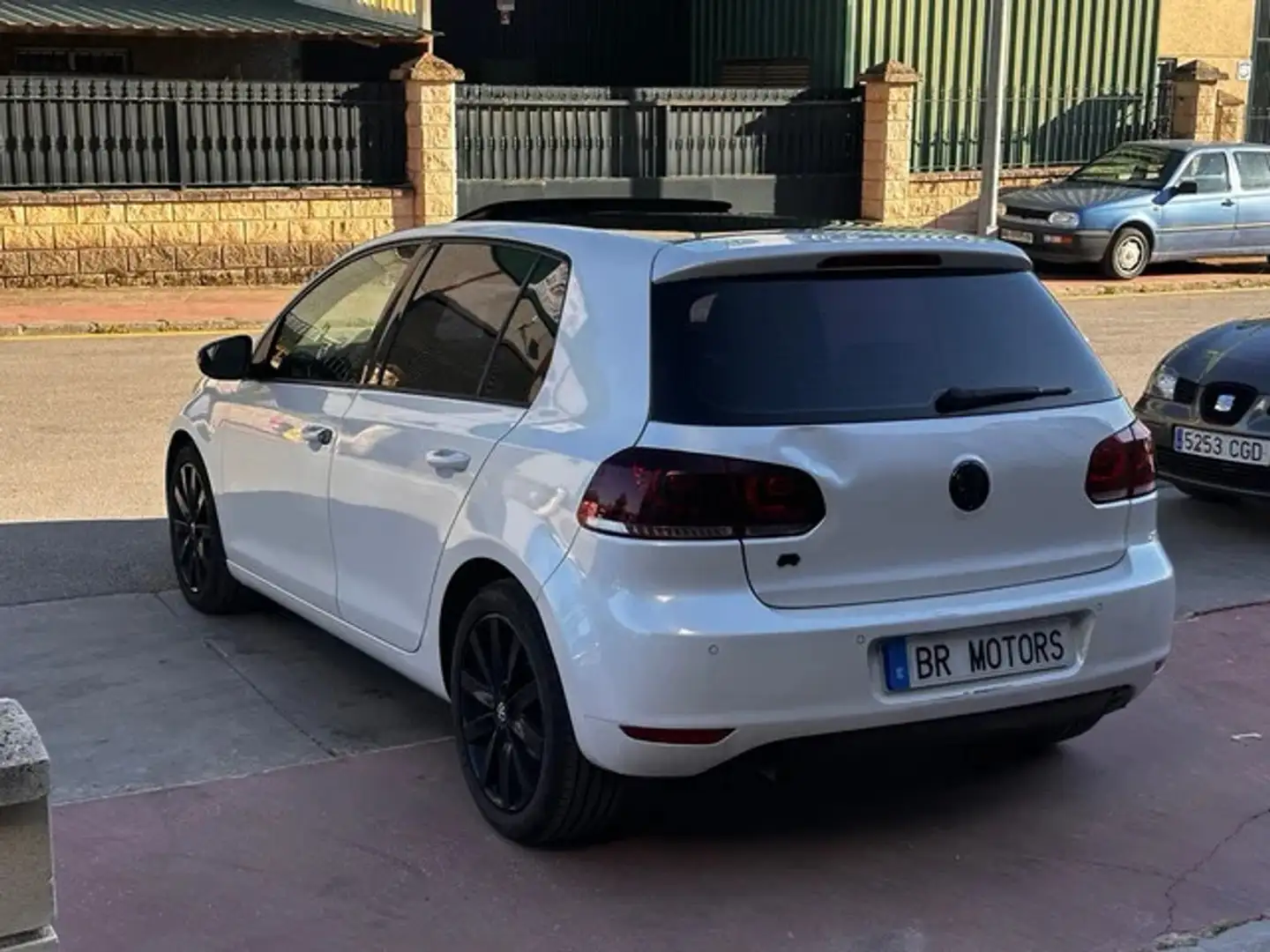 Volkswagen Golf 1.6TDI CR Advance 105 - 2