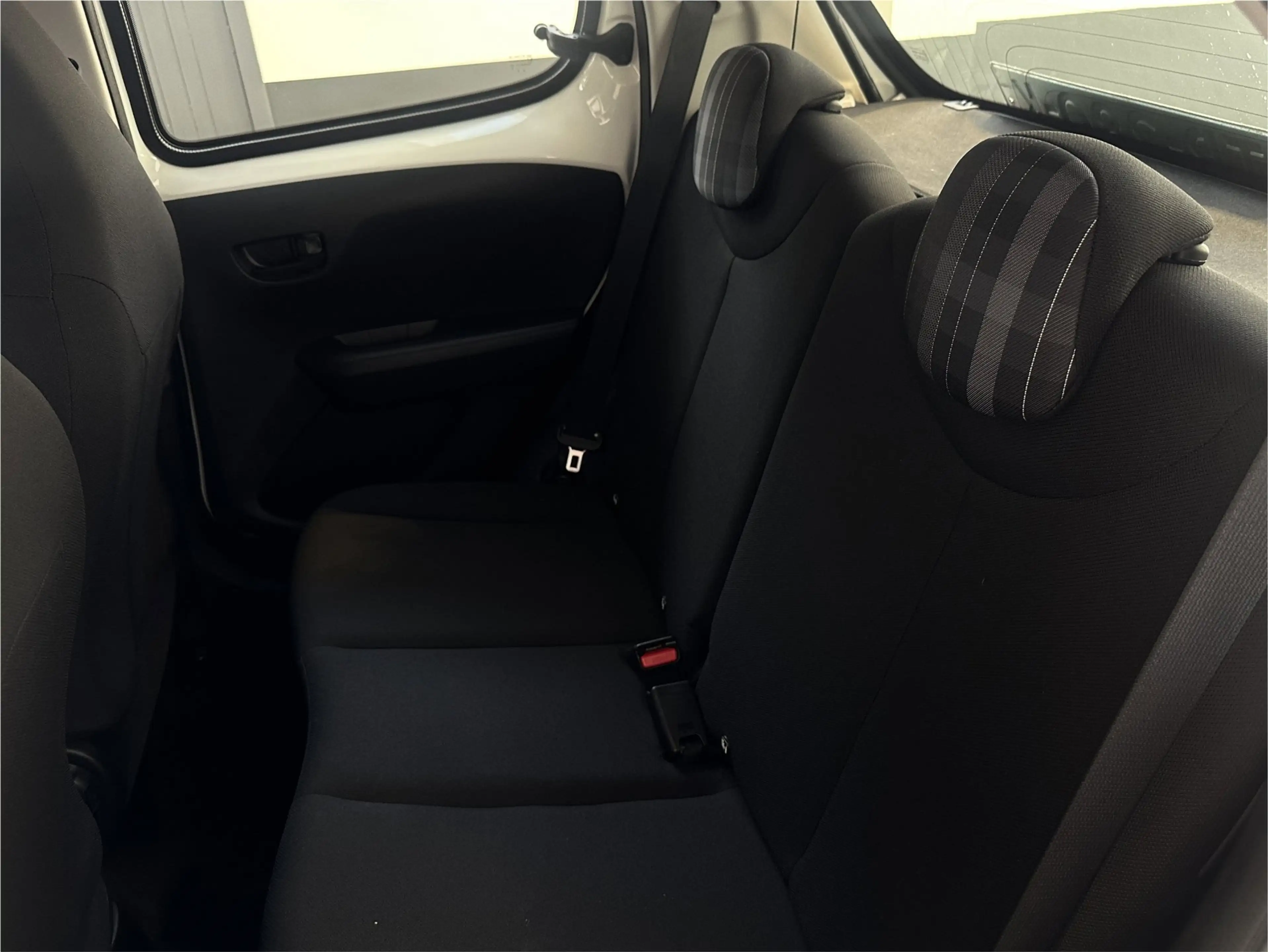 Peugeot 108 1.0 e-VTi Active | Bluetooth | NL | Airco | C.V | — photo 24