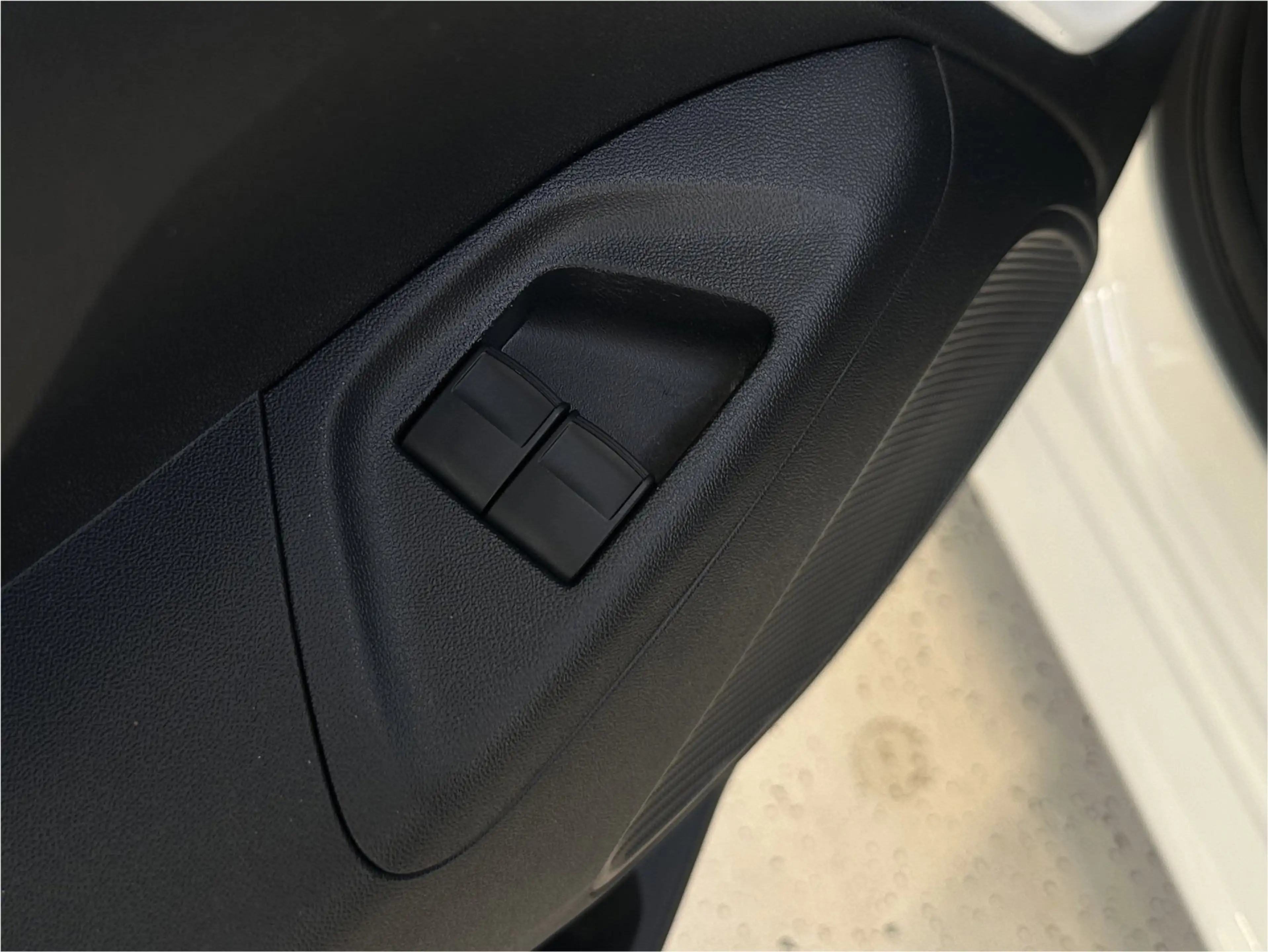 Peugeot 108 1.0 e-VTi Active | Bluetooth | NL | Airco | C.V | — photo 13