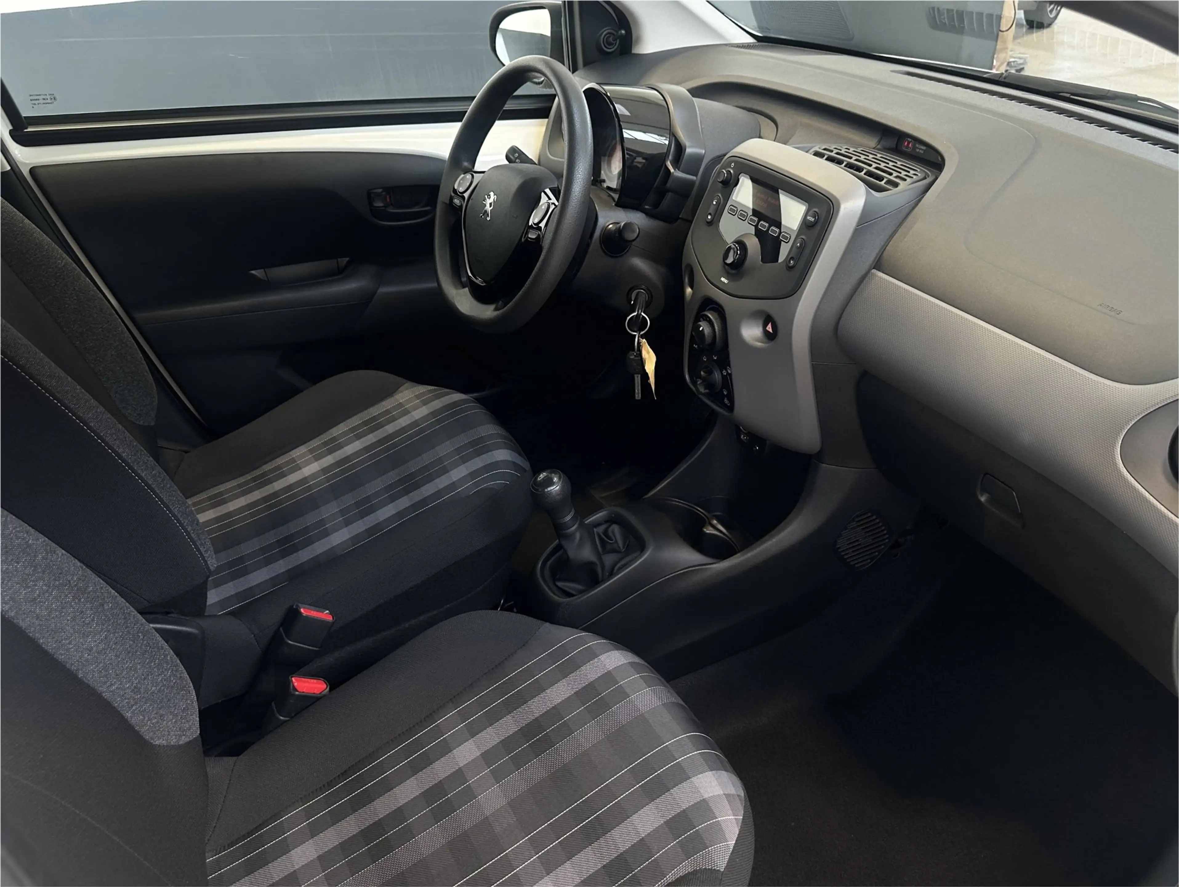 Peugeot 108 1.0 e-VTi Active | Bluetooth | NL | Airco | C.V | — photo 21