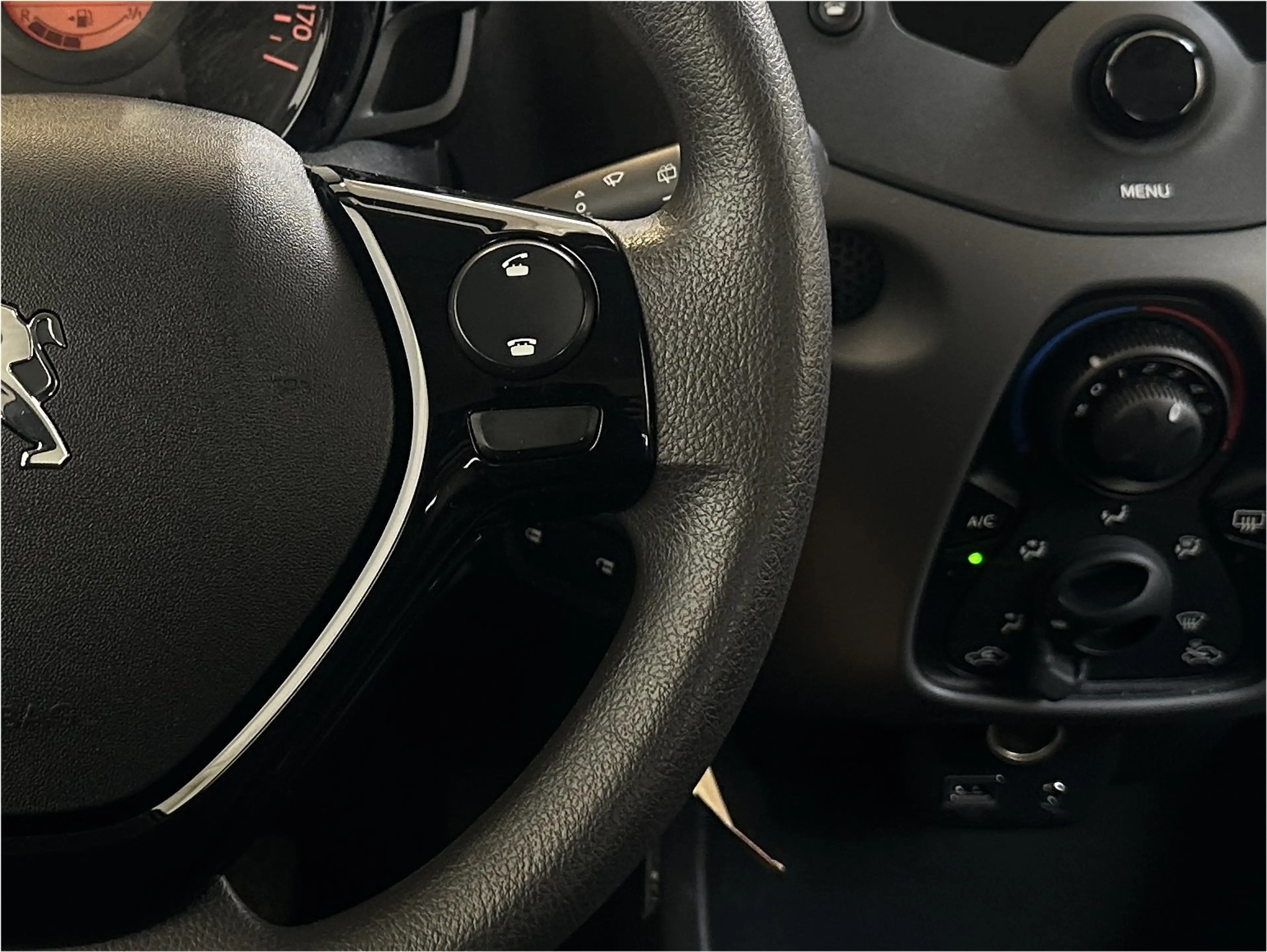 Peugeot 108 1.0 e-VTi Active | Bluetooth | NL | Airco | C.V | — photo 17