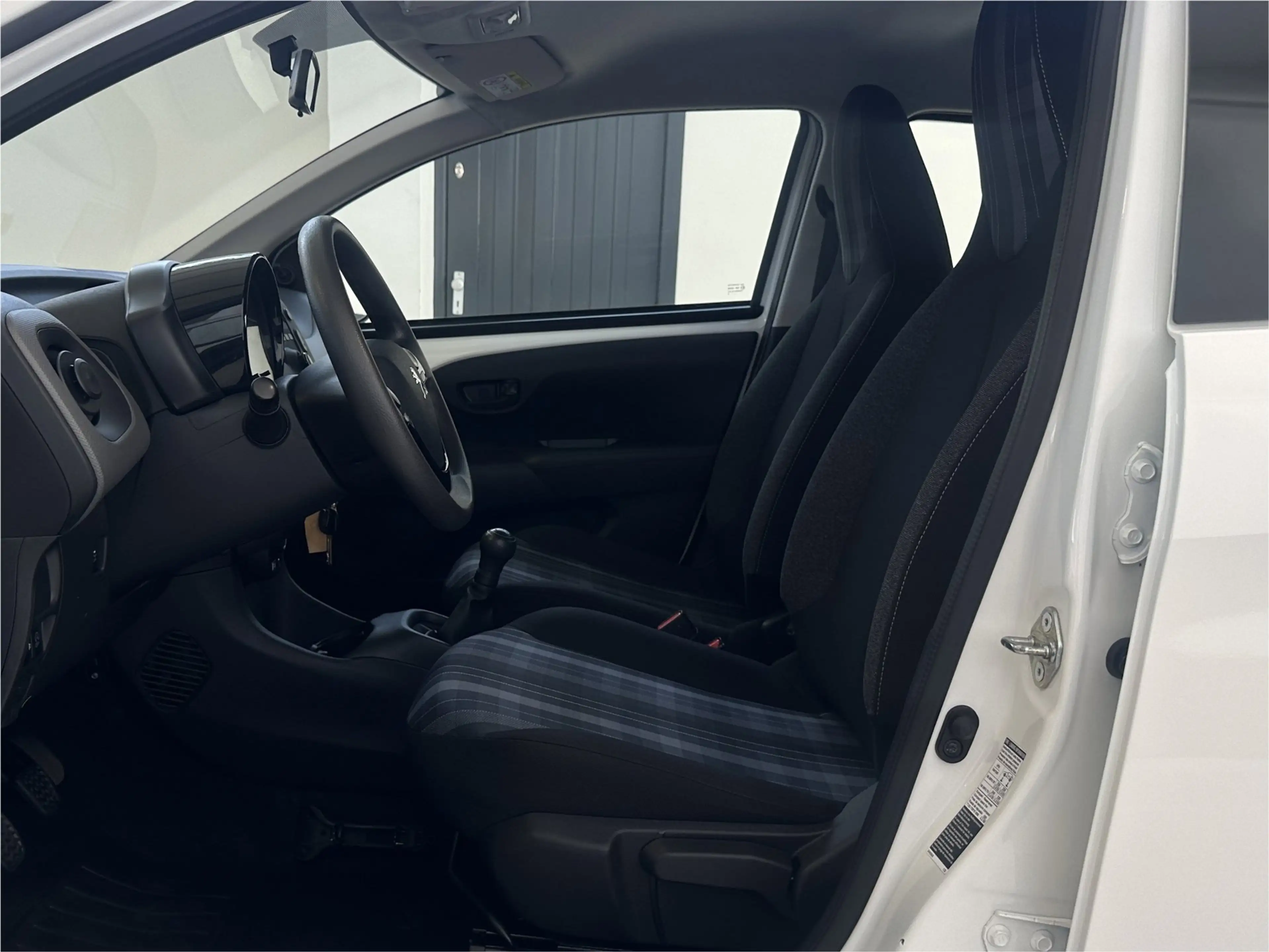 Peugeot 108 1.0 e-VTi Active | Bluetooth | NL | Airco | C.V | — photo 26