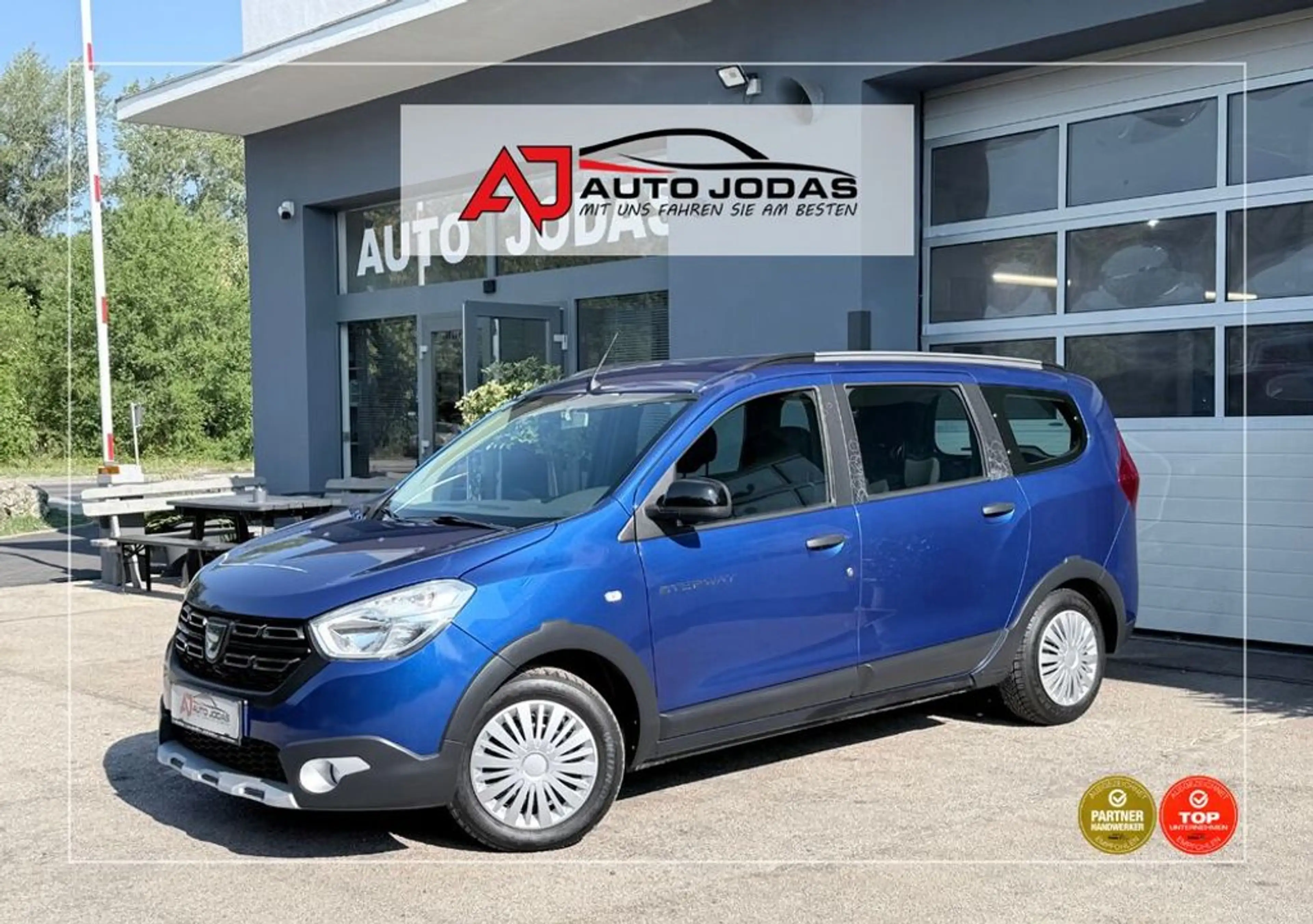 Dacia Lodgy Stepway TCe 130 7-Sitzer **Kamera/Navi**
