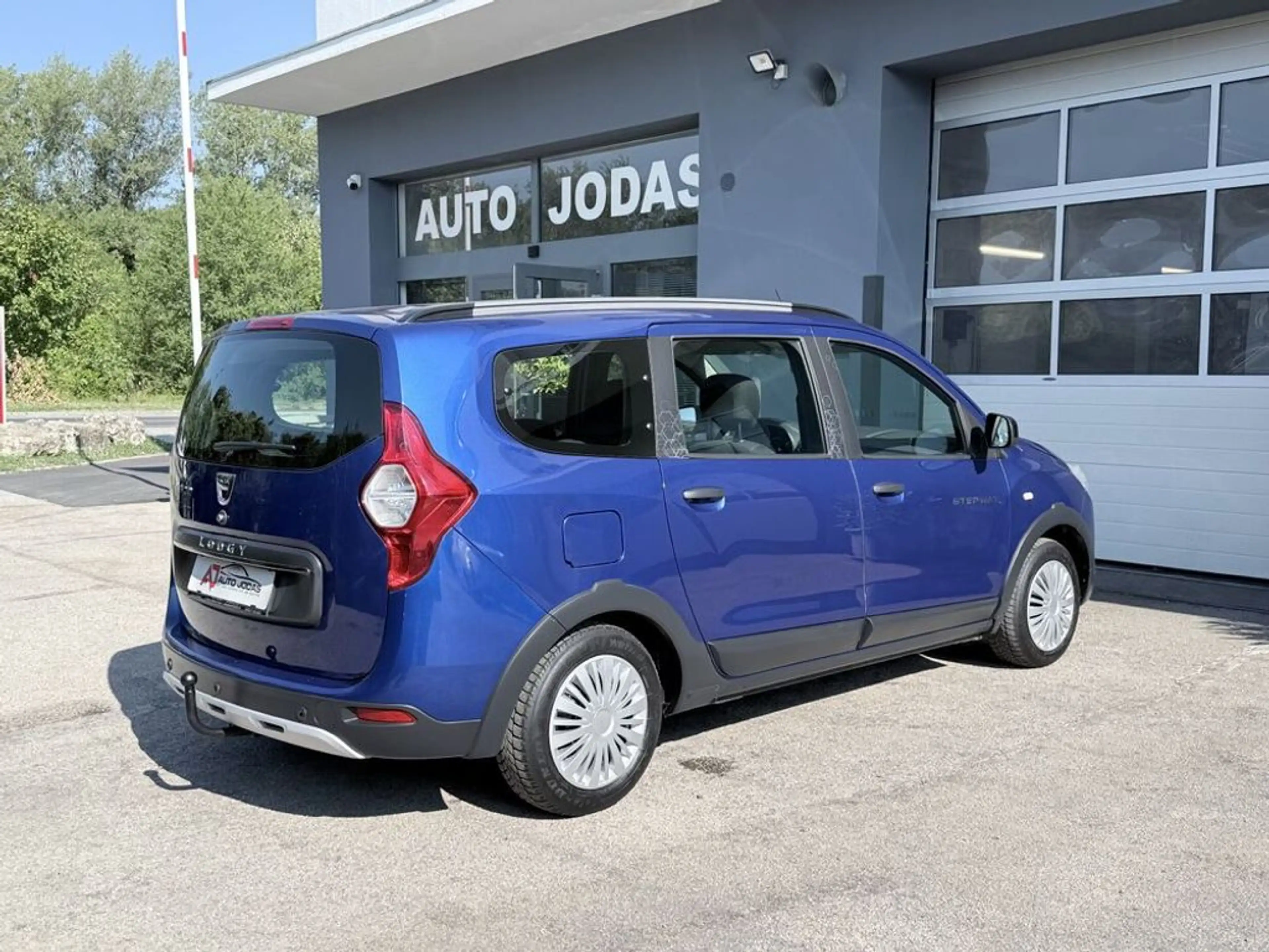 Dacia Lodgy Stepway TCe 130 7-Sitzer **Kamera/Navi** — photo 7