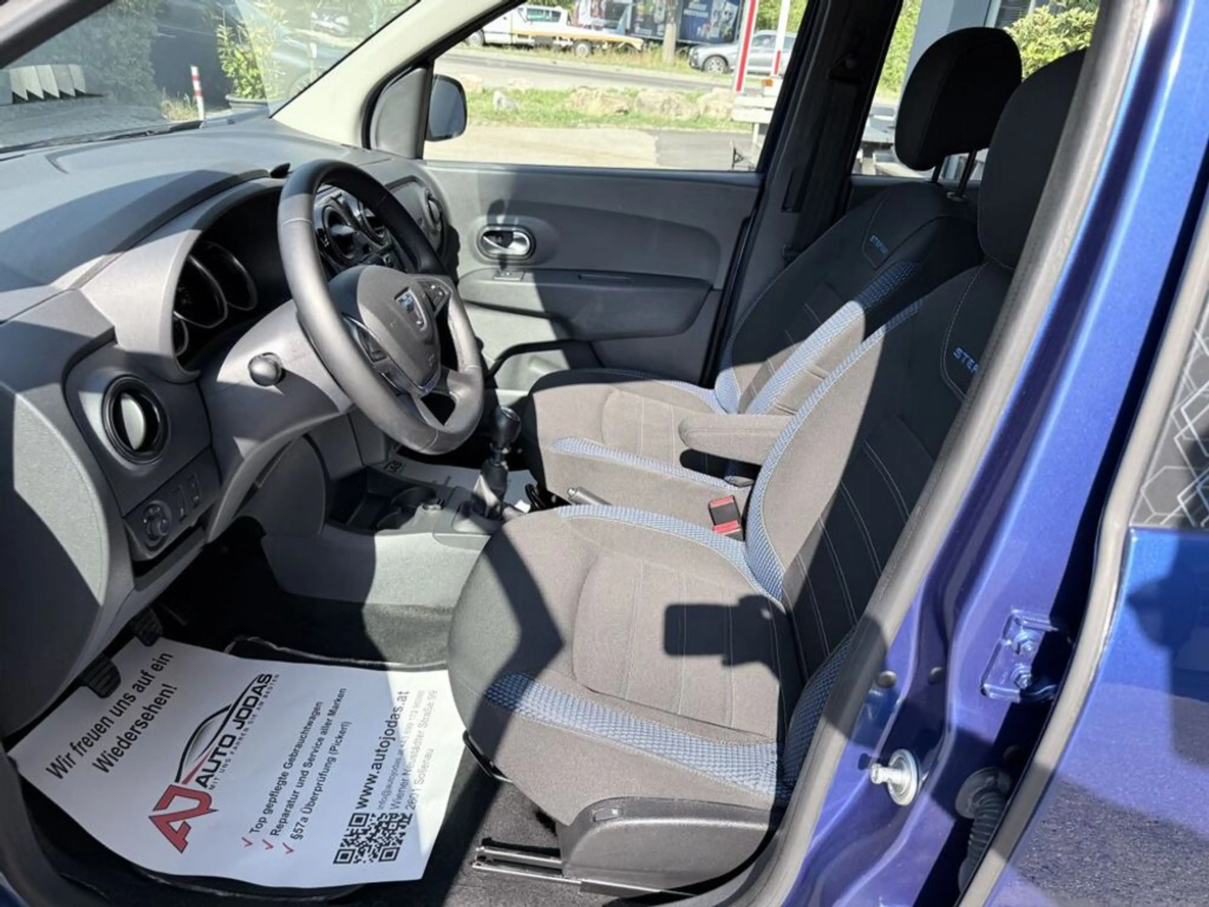 Dacia Lodgy Stepway TCe 130 7-Sitzer **Kamera/Navi** — photo 10