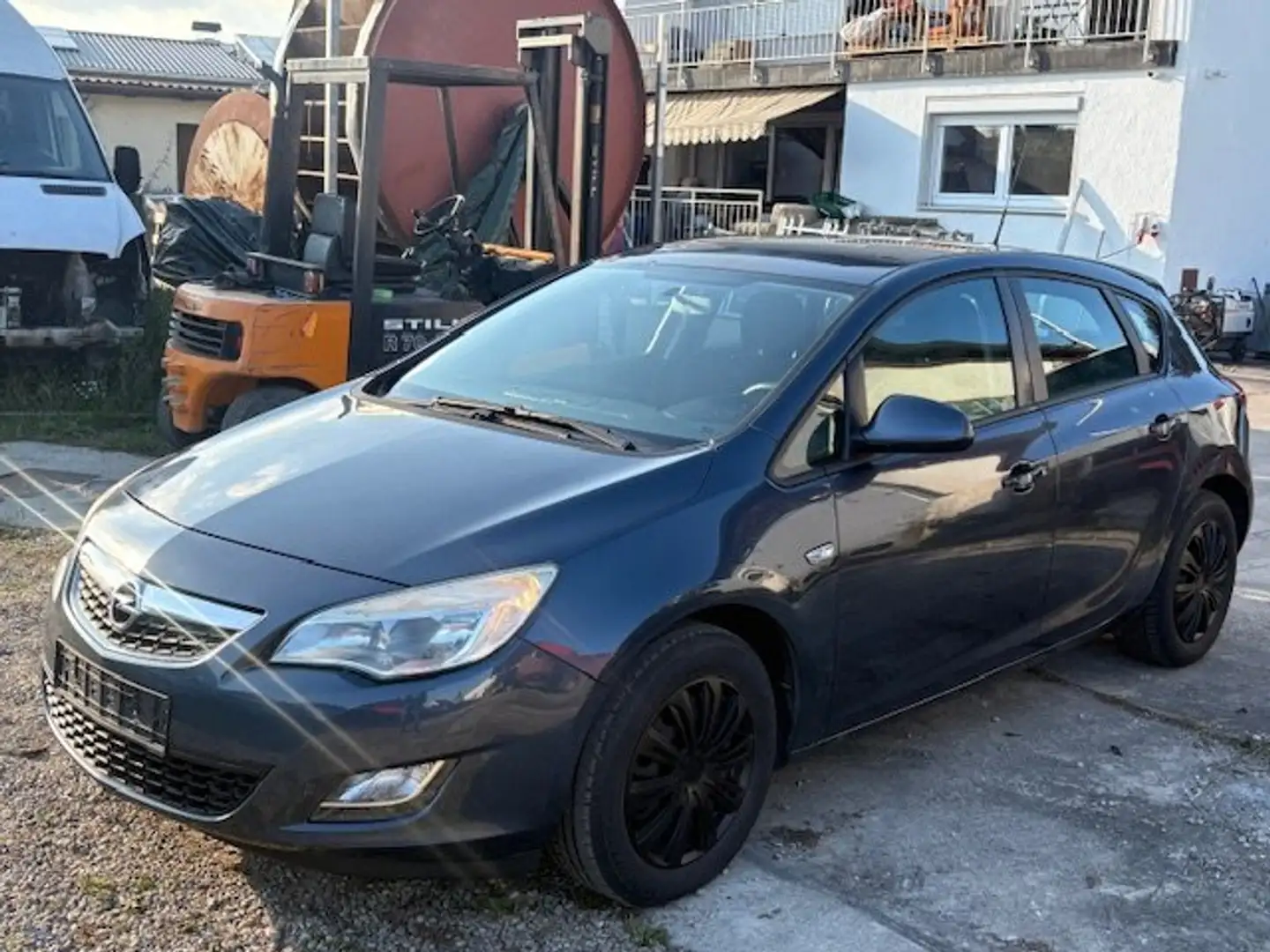 Opel Astra Astra 2.0 CDTI 160 PS Blau - 2