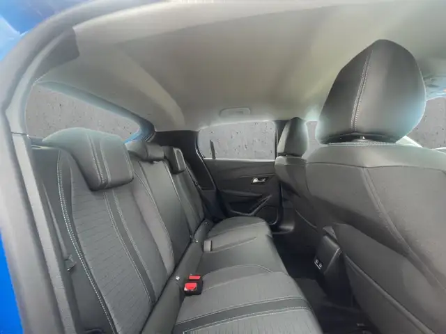 Peugeot 208 view 14