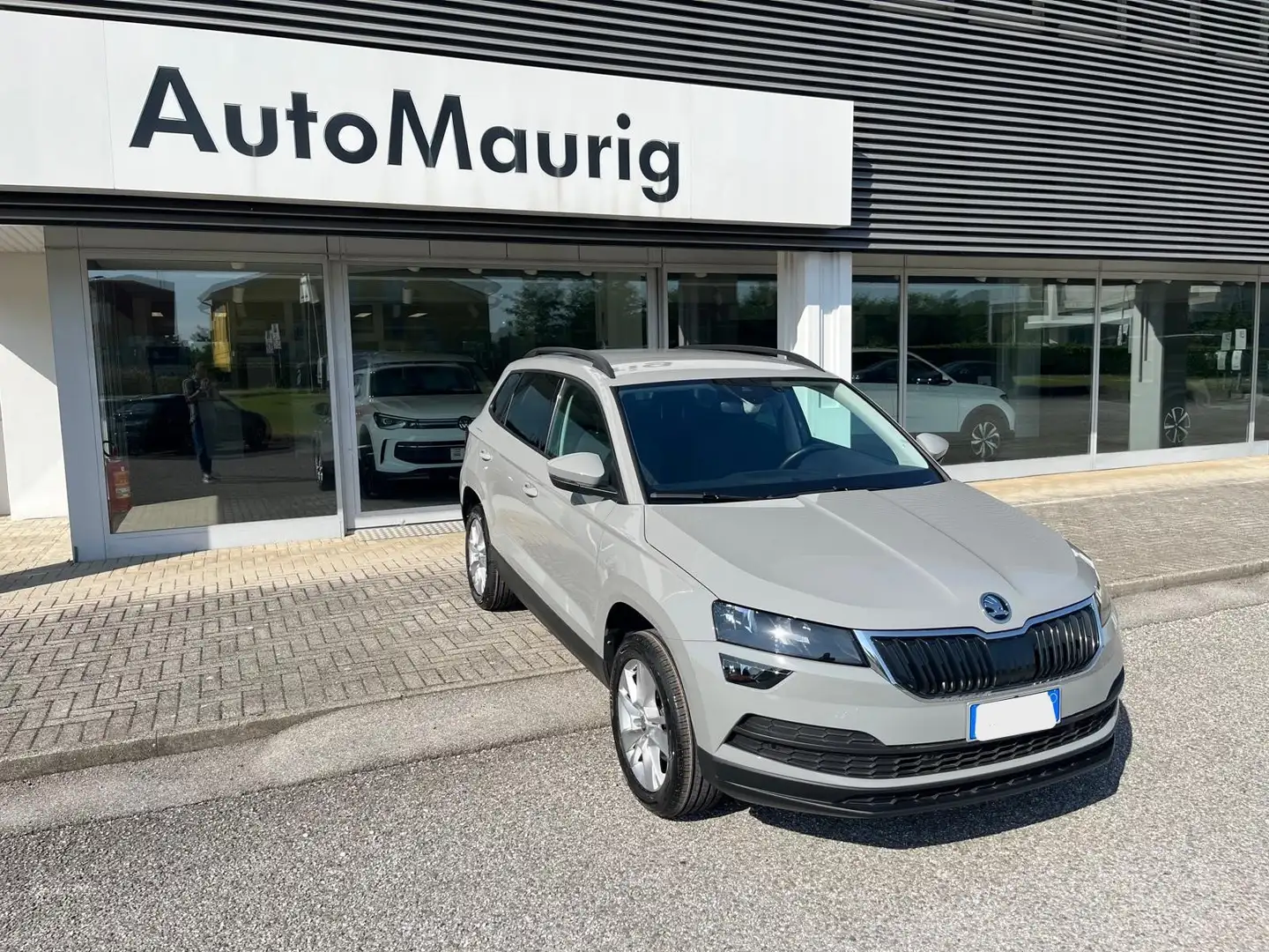 Skoda Karoq Karoq 1.0 tsi Ambition 110cv Grigio - 2