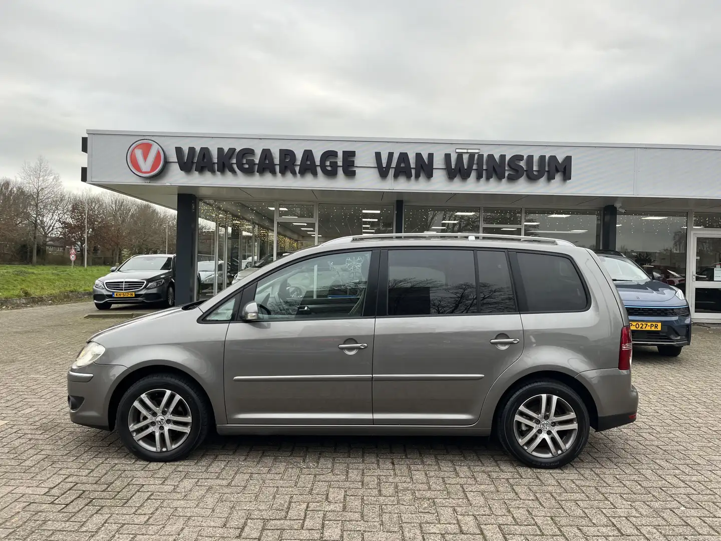 Volkswagen Touran 1.4 TSI Highline Business Trekhaak Klima Cruise Lm Grijs - 2