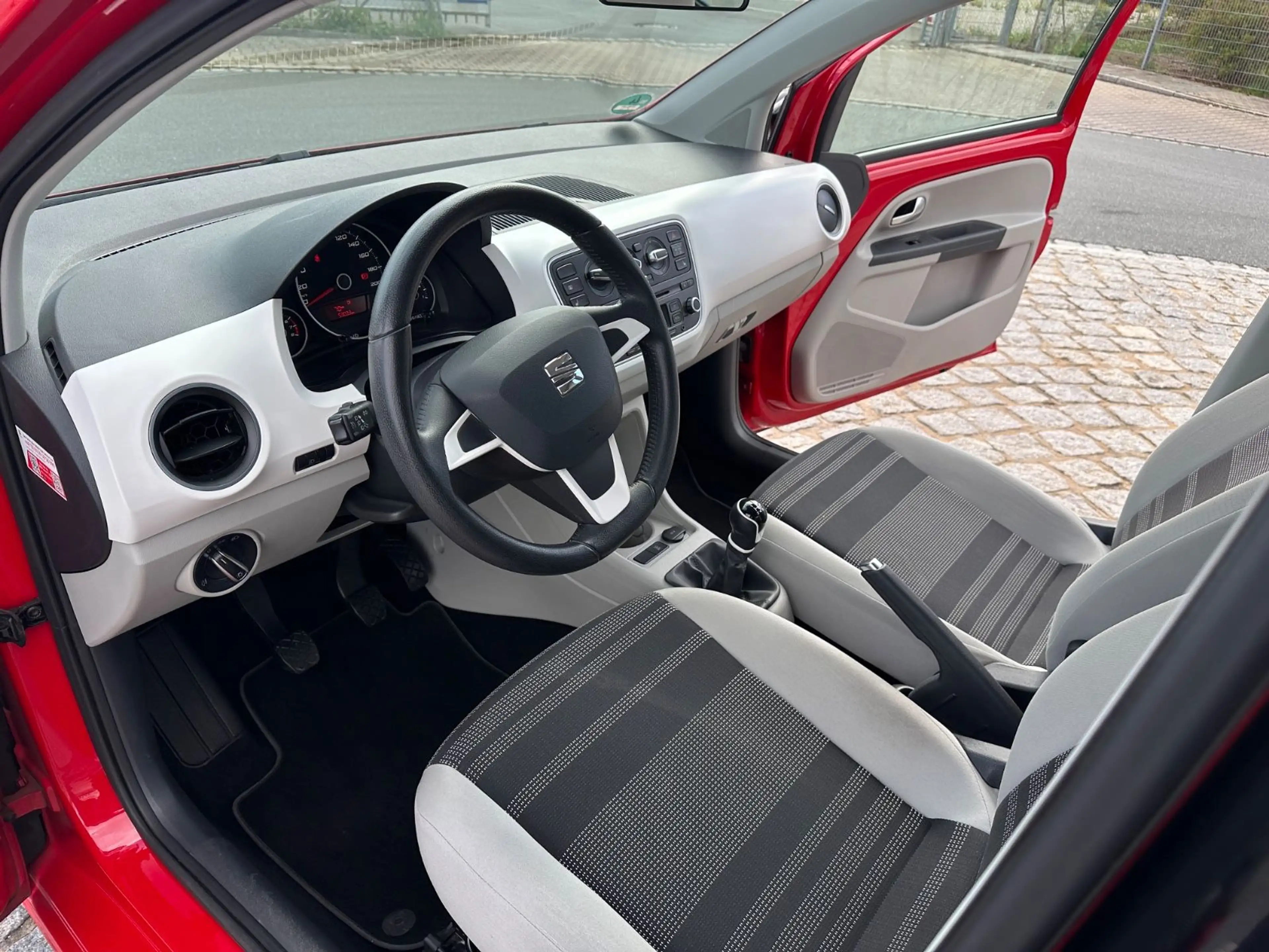 SEAT Mii Sun SITZHEIZUNG/KLIMA — photo 9