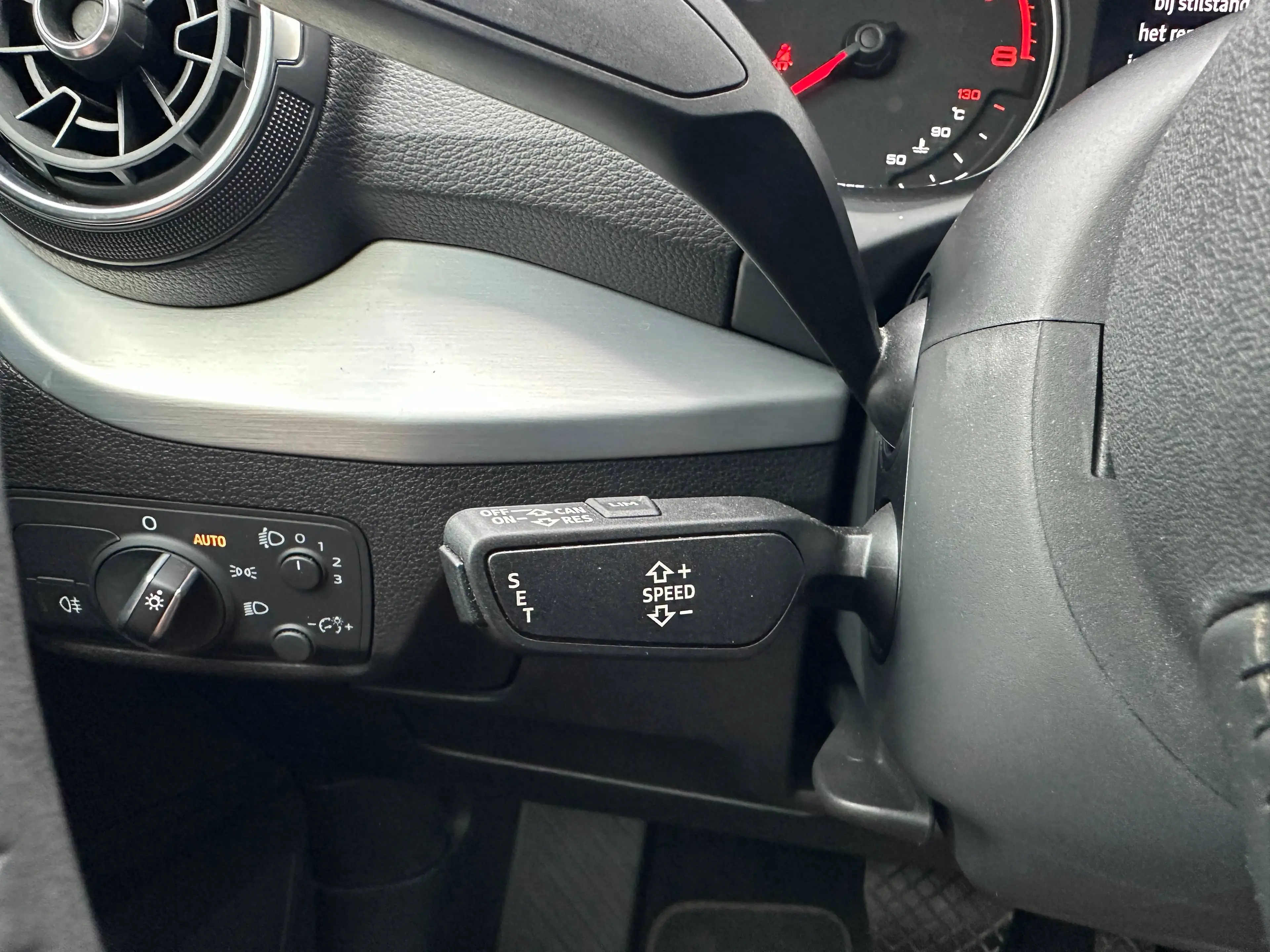 Audi Q2 1.5 TFSI S-tronic AUTOMAAT, LEDER/ CAMERA — photo 19