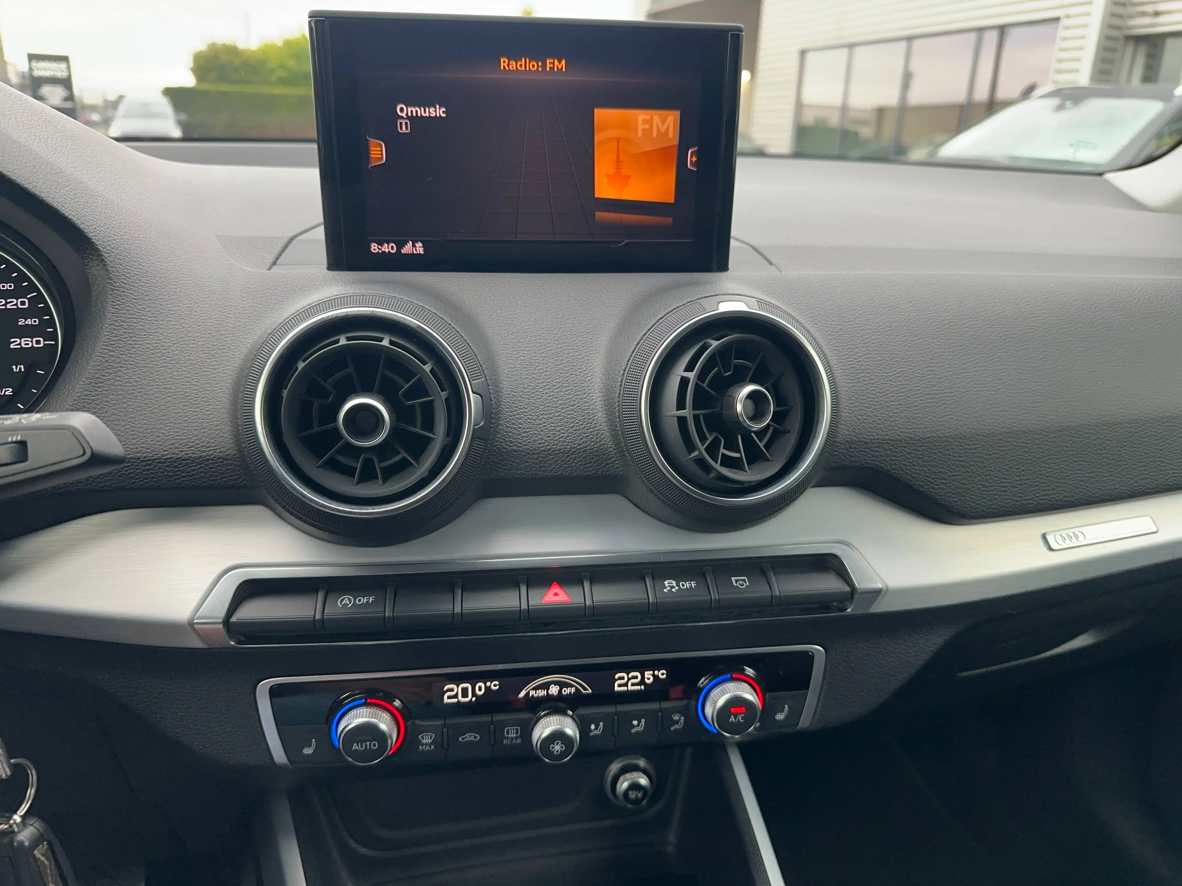 Audi Q2 1.5 TFSI S-tronic AUTOMAAT, LEDER/ CAMERA — photo 14