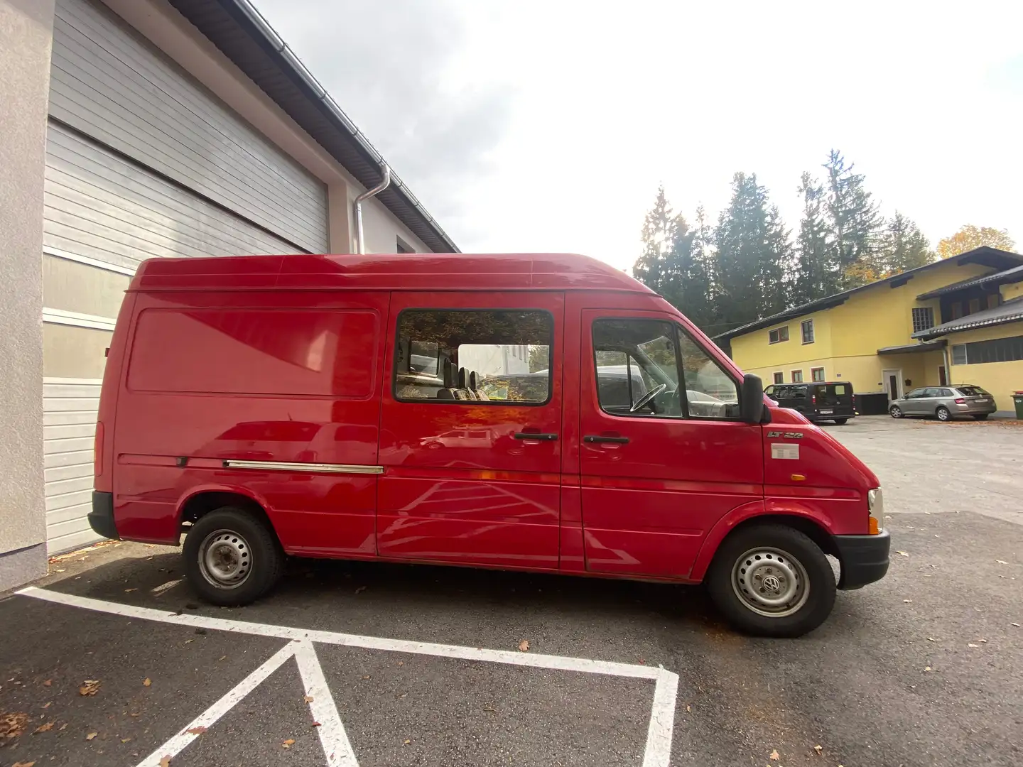 Volkswagen LT LT 28 HR-Kasten/DOKA 3-3 MR TDI Rot - 2