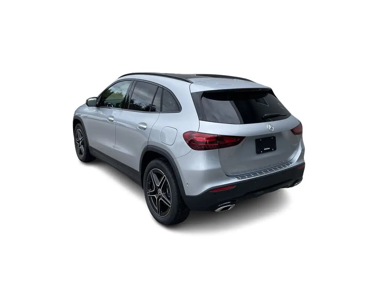 Mercedes-Benz GLA снимка Mercedes-Benz GLA
