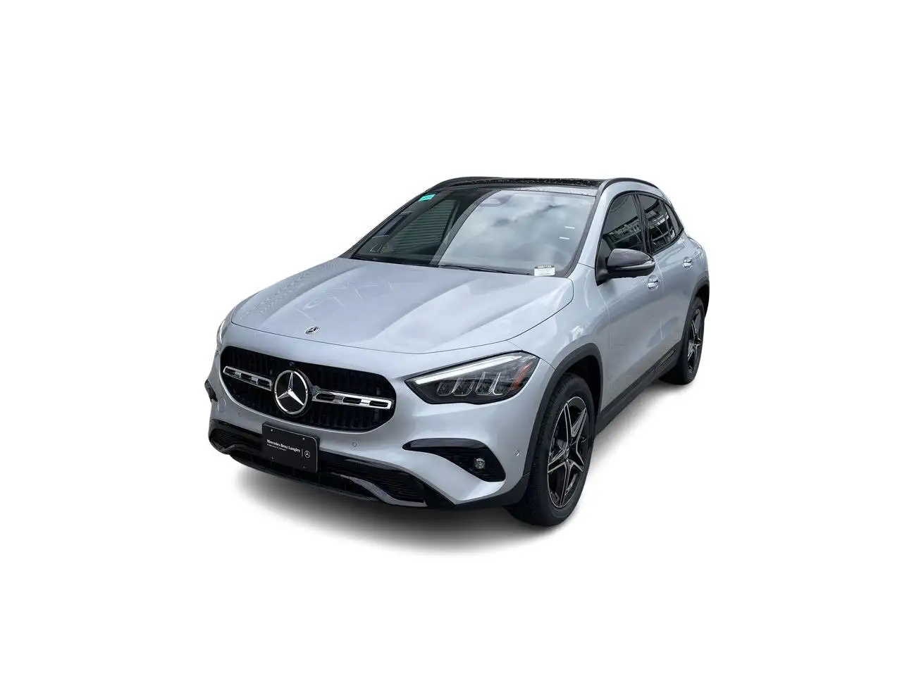 Mercedes-Benz GLA снимка Mercedes-Benz GLA