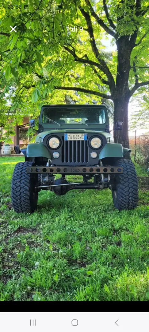 Jeep CJ-7 - 1