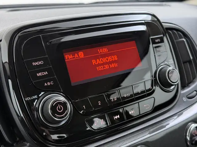 Fiat 500 view 12