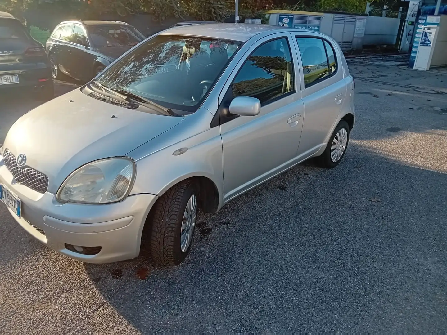 Toyota Yaris Yaris 5p 1.3 Luna my03 Argento - 1