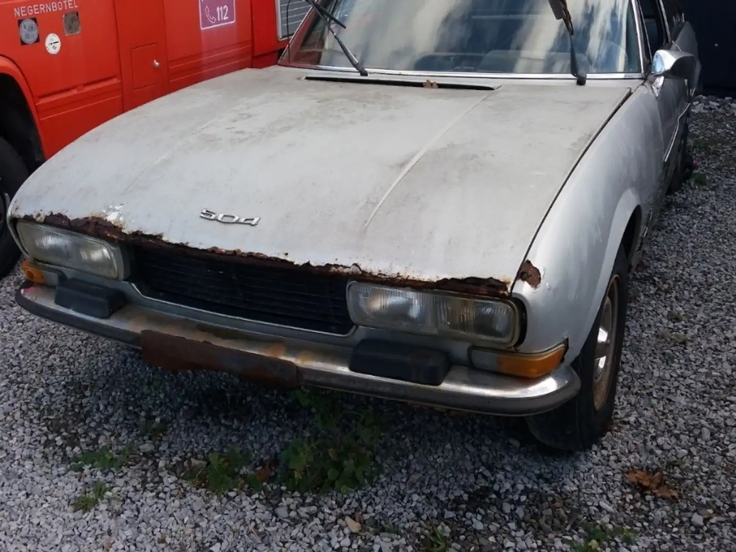 Peugeot 504 cupe 2.7 V6 - 2