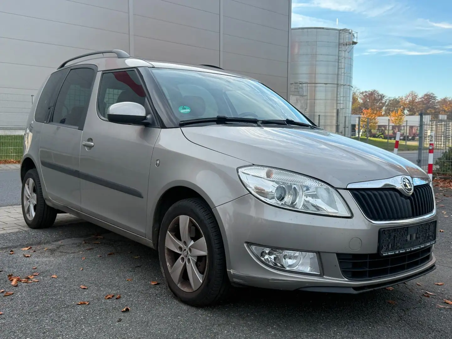 Skoda Roomster Ambition PDC/PANORAMA-DACH/KLIMAAUTOM. Beige - 2