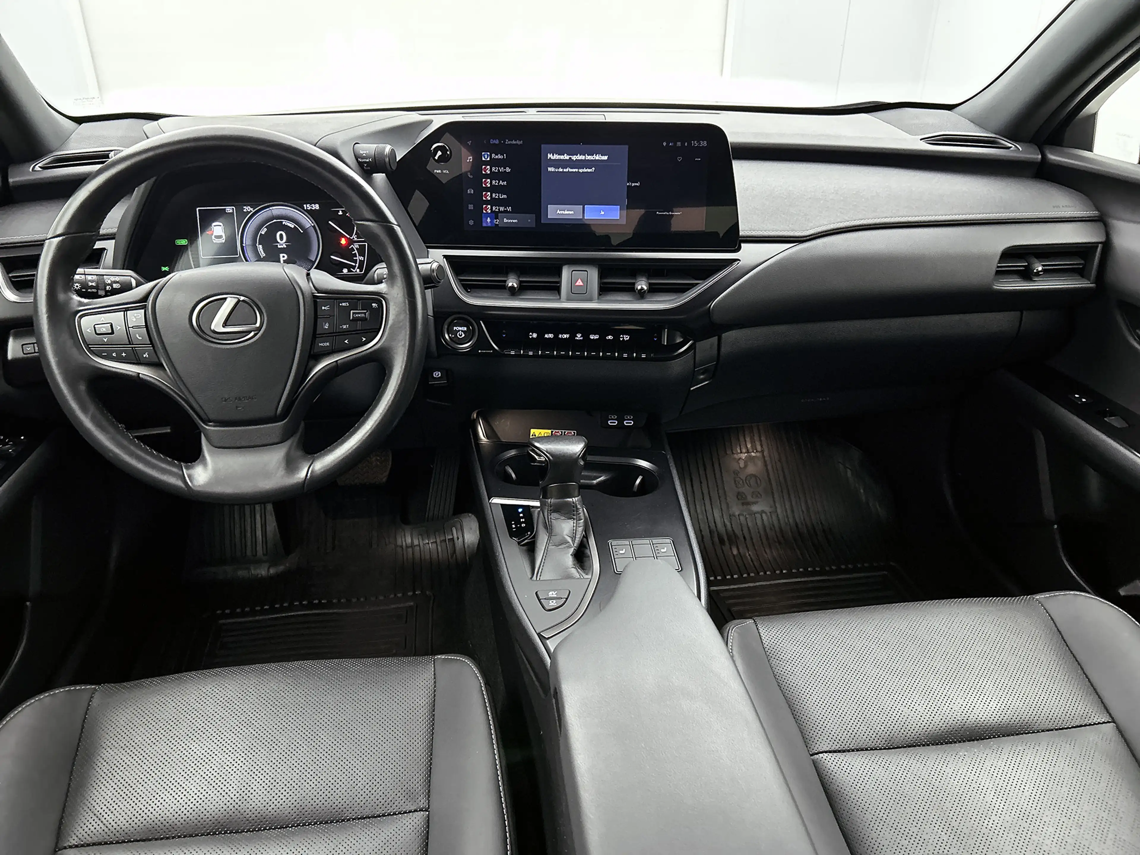 Lexus UX 250h Luxury Line | Trekhaak | PDC | BLS | Apple CarPlay — photo 4