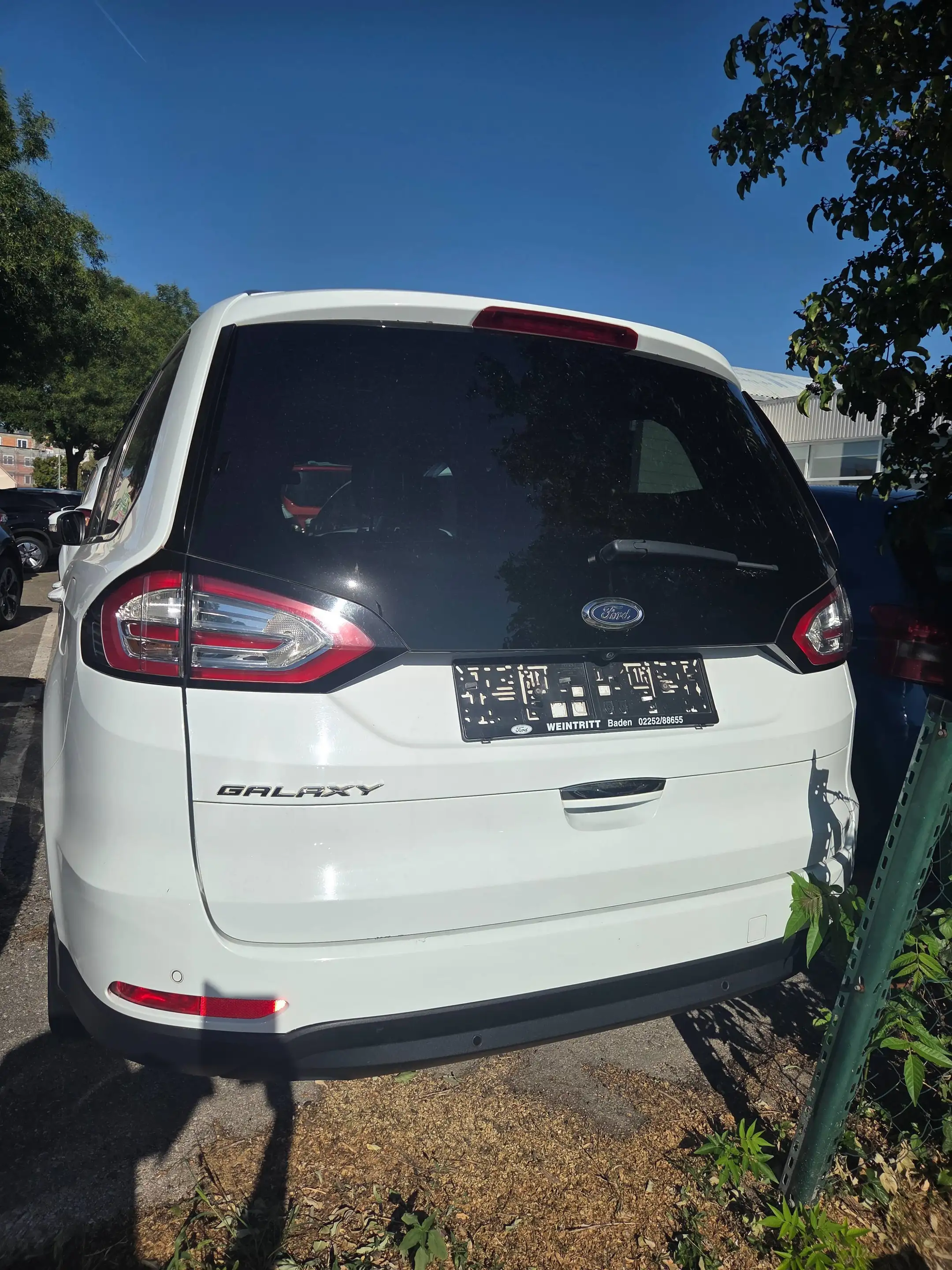Ford Galaxy Titanium — photo 3