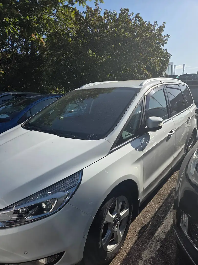 Ford Galaxy Titanium Weiß - 2