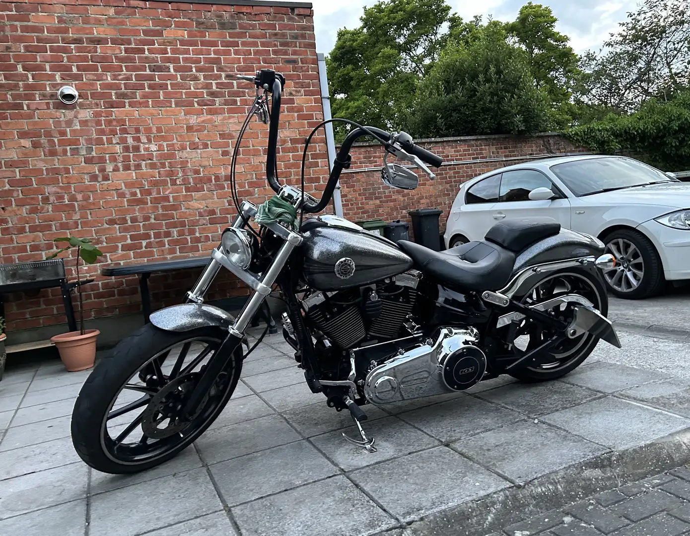 Harley-Davidson CVO Breakout HARD CANDY CUSTOM CHROME FLAKE Grigio - 1