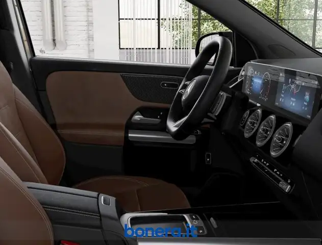 Mercedes-Benz Gla Class view 7