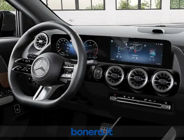 Mercedes-Benz Gla Class view 6