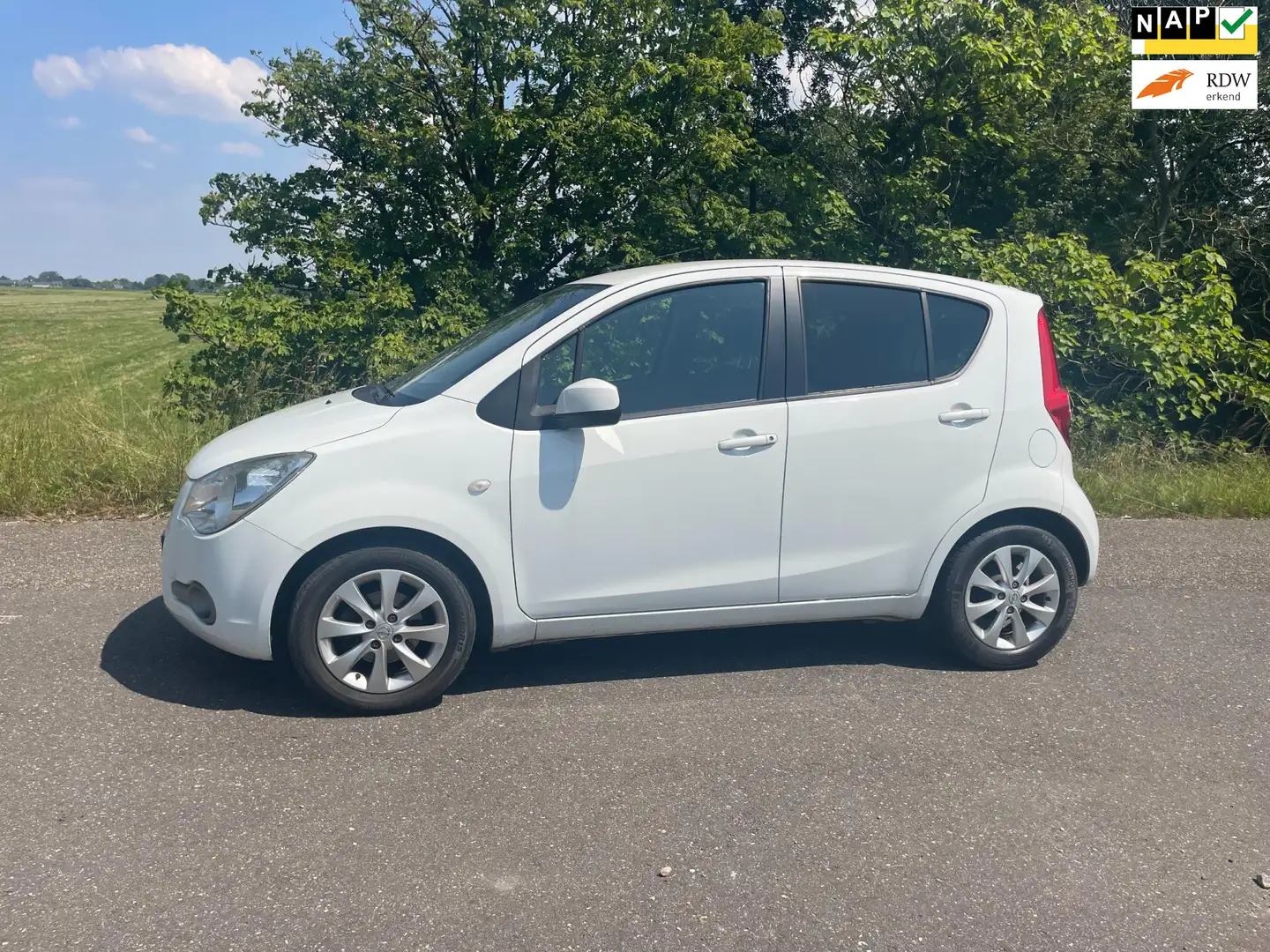 Opel Agila 1.0 Berlin gewoon nieuwstaat Bílá - 1