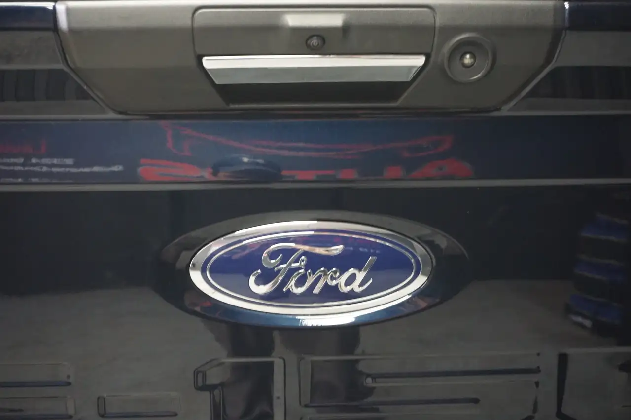 Ford F 150 снимка Ford F 150
