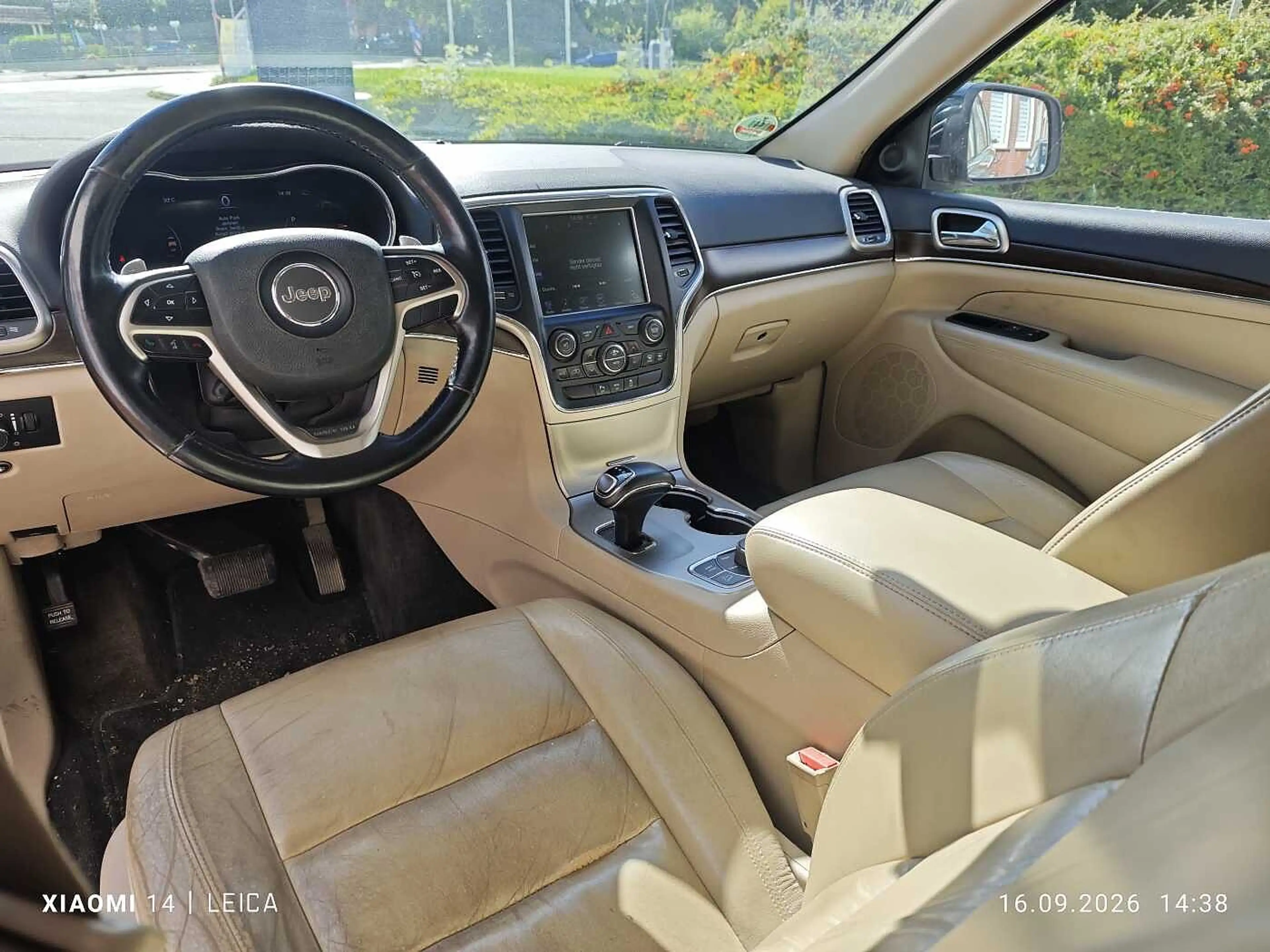 Jeep Grand Cherokee Diesel 3.0I Multijet Overland MOTORSCHADEN — photo 9