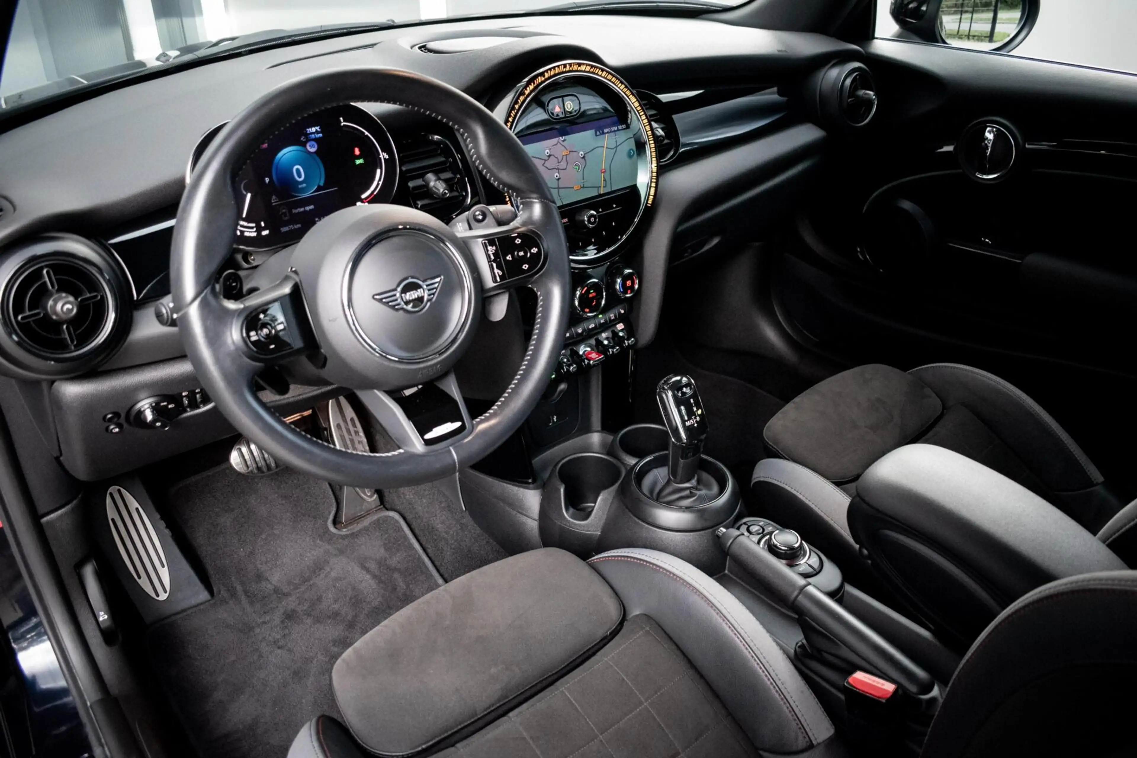 MINI Cooper S Cabrio 2.0 John Cooper Works F1 |STOELVERWARMING|ALCANTAR — photo 50