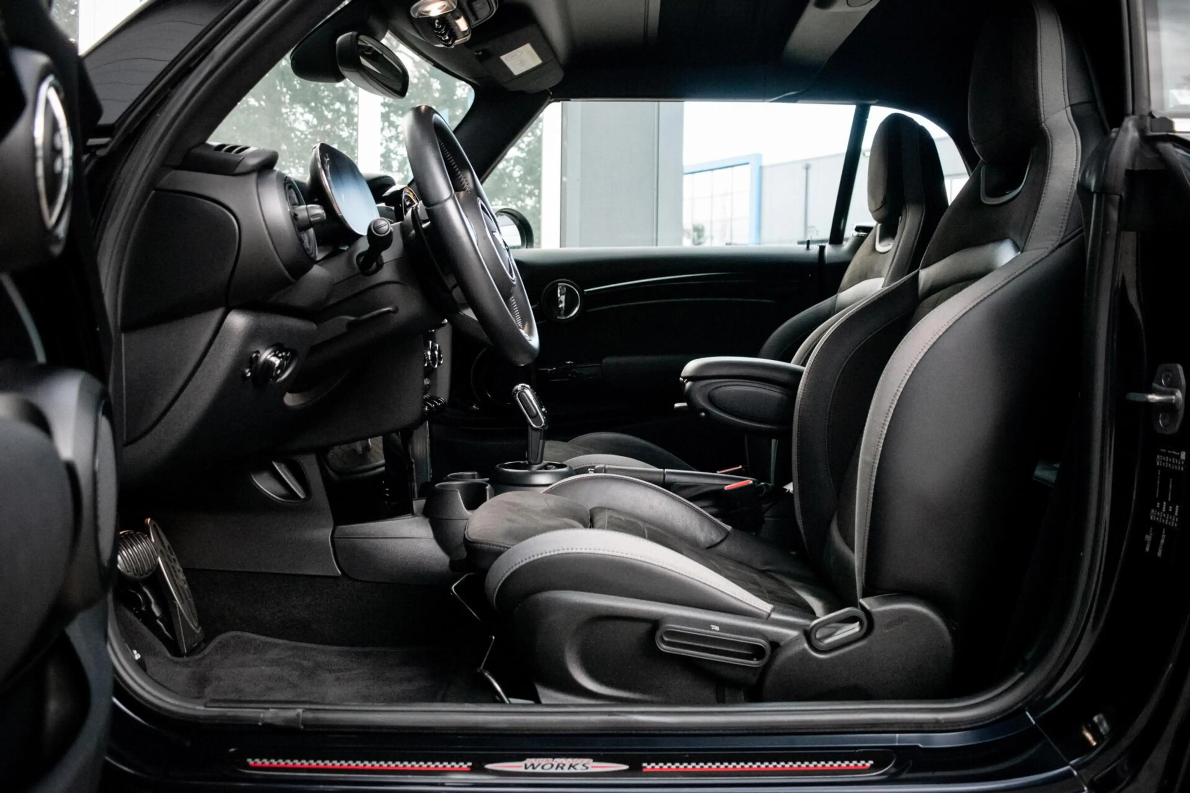 MINI Cooper S Cabrio 2.0 John Cooper Works F1 |STOELVERWARMING|ALCANTAR — photo 4