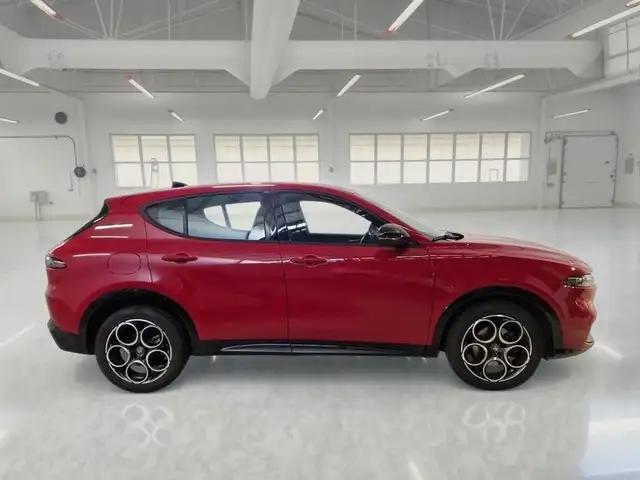 Alfa Romeo Tonale view 3