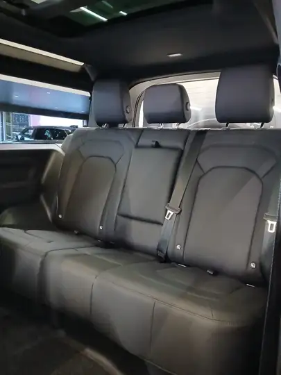 Land Rover Defender 2024, foto 9