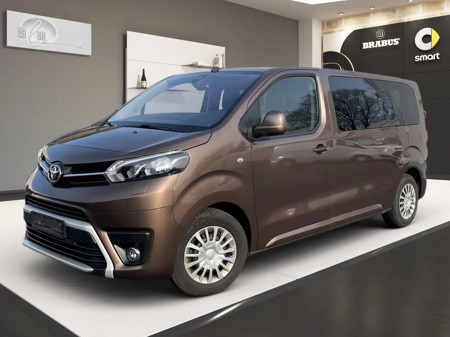Toyota Proace L1 Shuttle 9.Sitzer Klima 1.Hand Brun - 1
