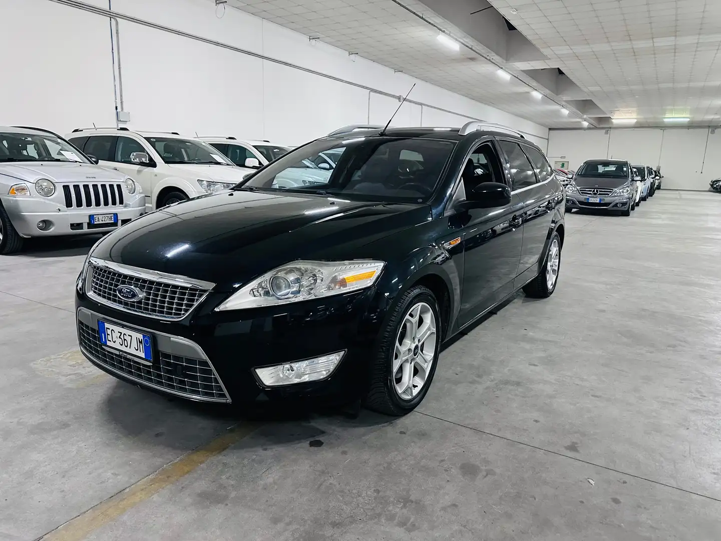 Ford Mondeo Mondeo III 2010 SW 2.0 Titanium Gpl Nero - 2