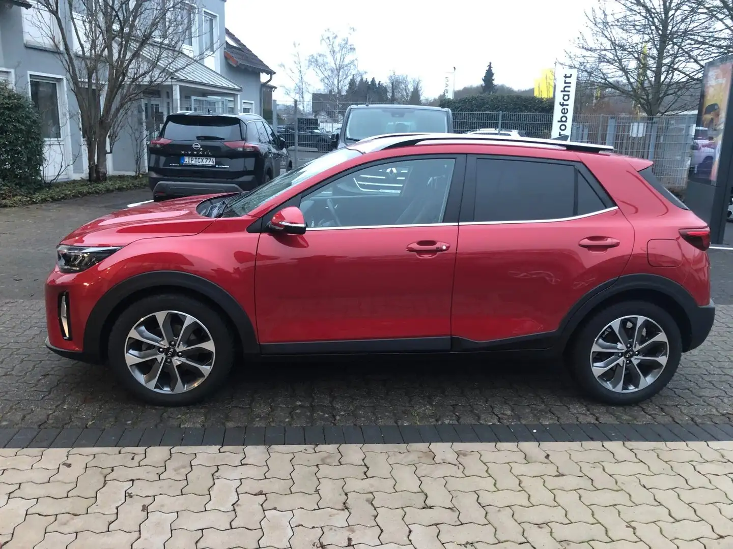 Kia Stonic Spirit LED SHZ CAM EPH Allw Lkrdhzg Navi Rouge - 2