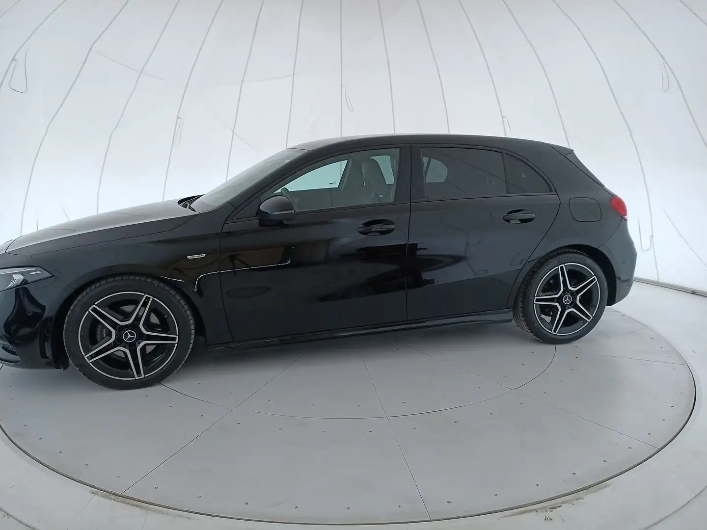 Mercedes-Benz A 180 - W177 2018 A 180 d Premium Night edition auto Nero - 2