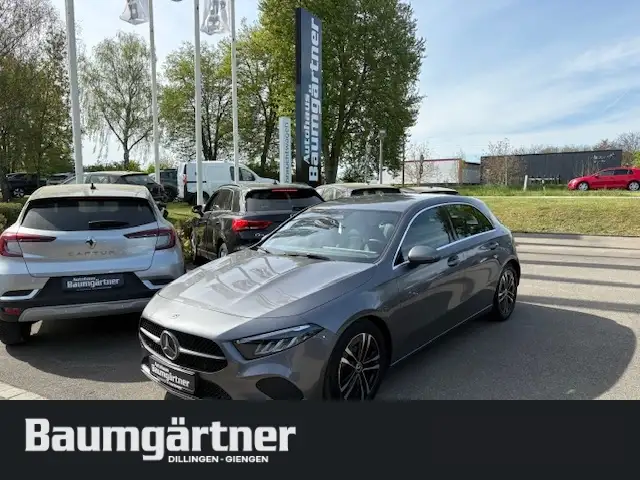 Mercedes-Benz A 200 1.3 7G-DCT PDC/LED/Tempomat/Sitzheizung