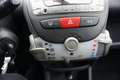 Peugeot 107 Urban 1,0 12V Schwarz - thumbnail 14