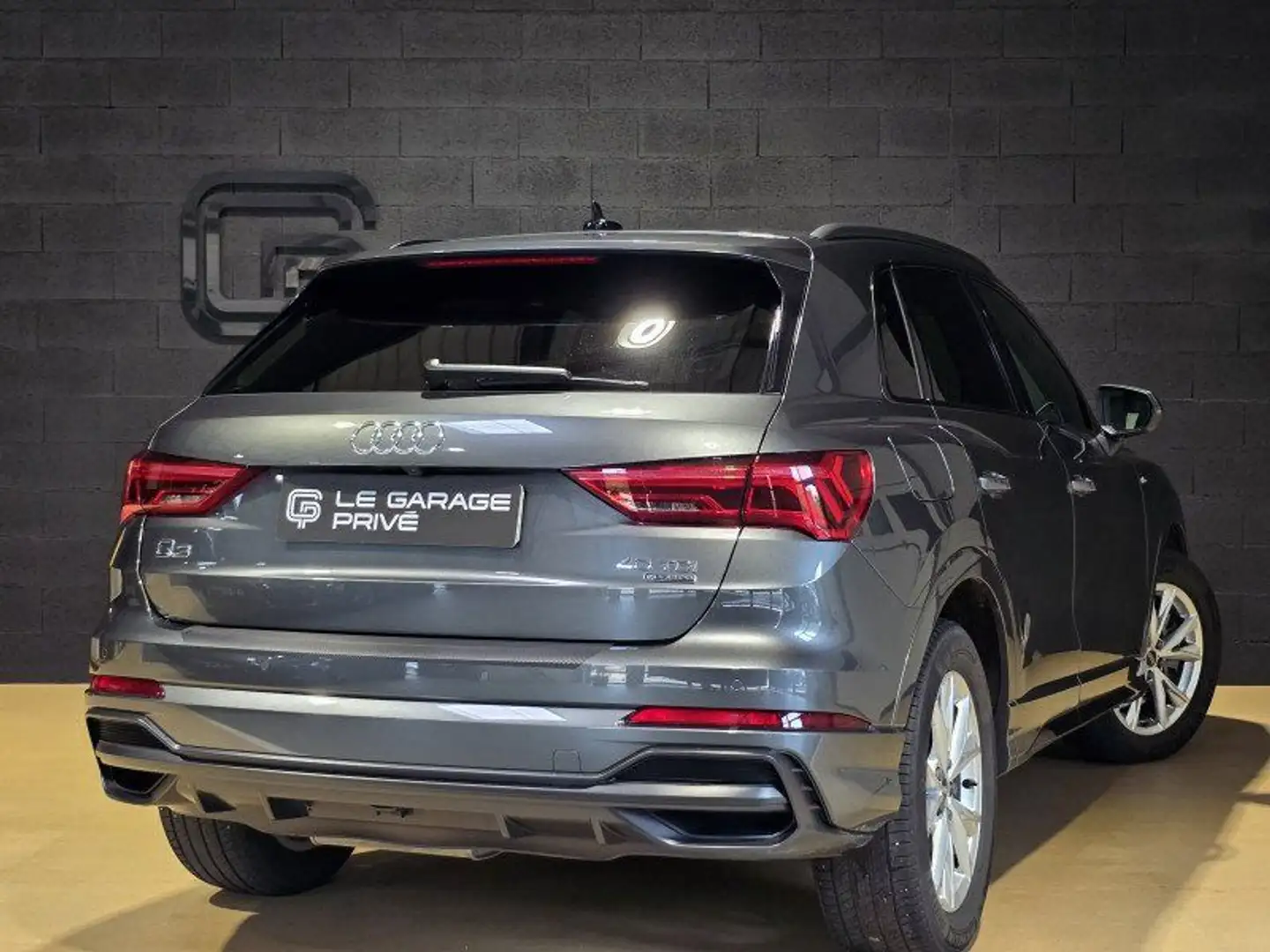 Audi Q3 40 TDI 200CH S LINE QUATTRO S TRONIC B&O ATTELAGE Gris - 2
