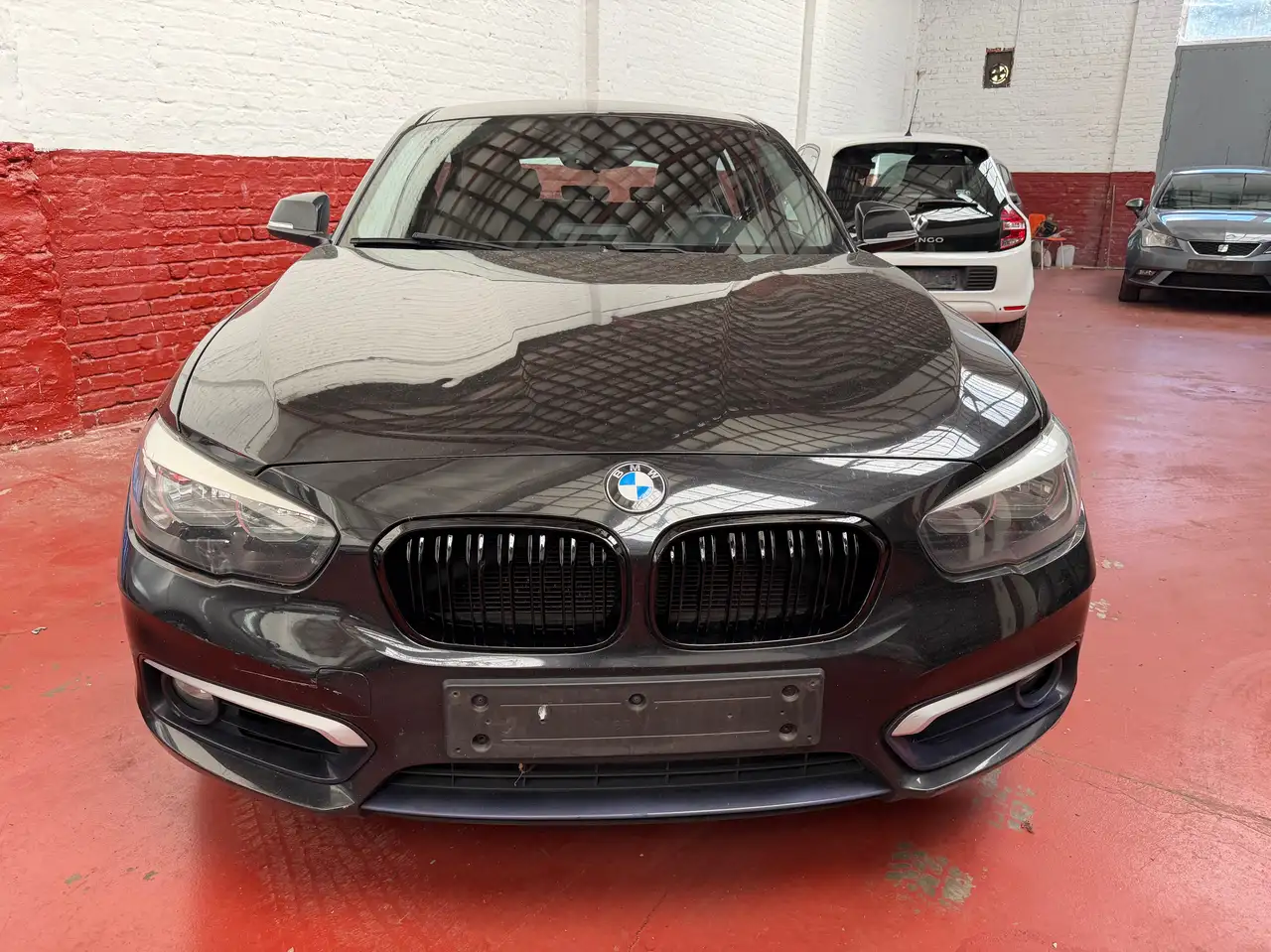 BMW 118